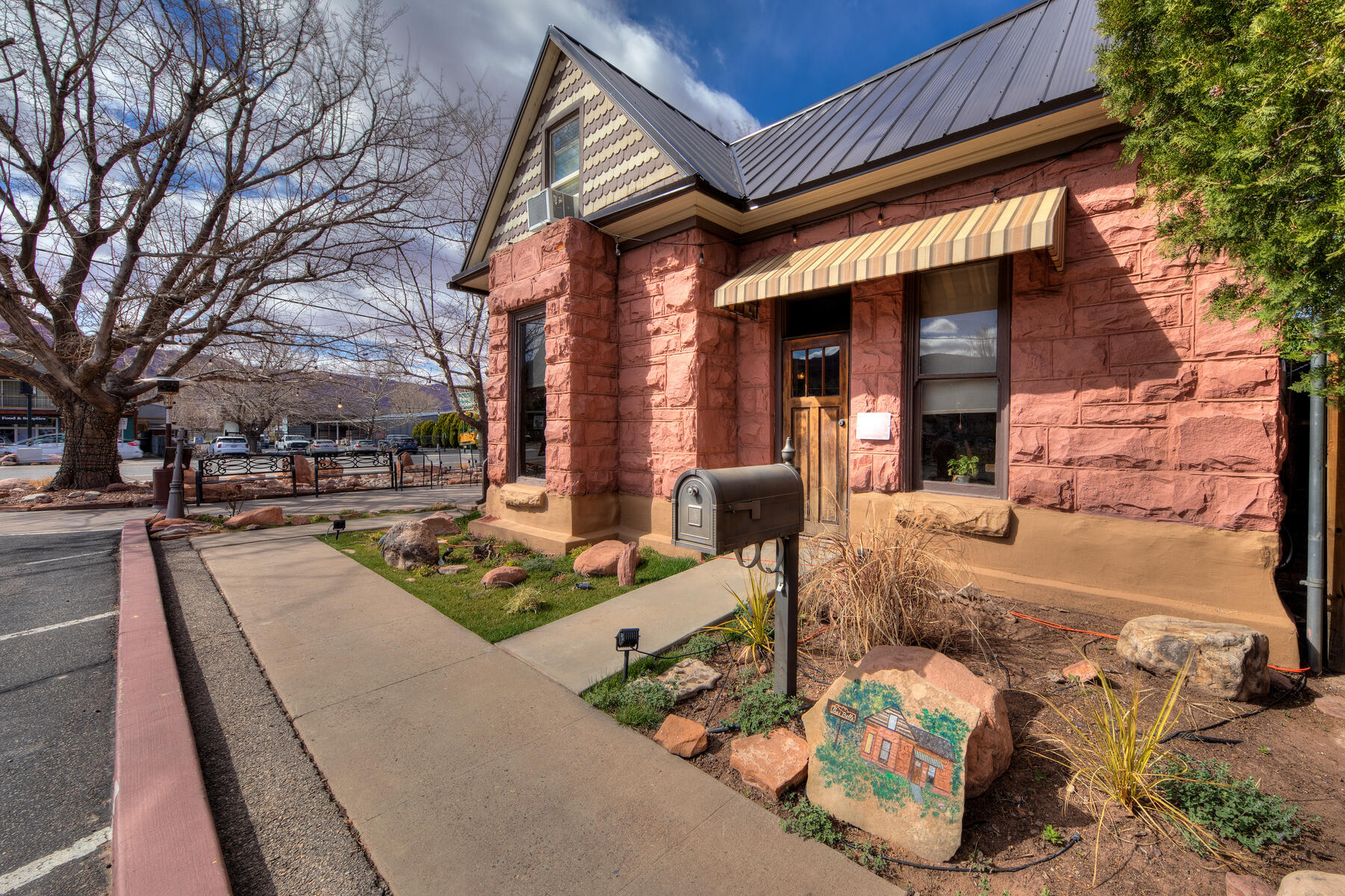  Charming Historic Commercial Building in Downtown Moab - 物件實景