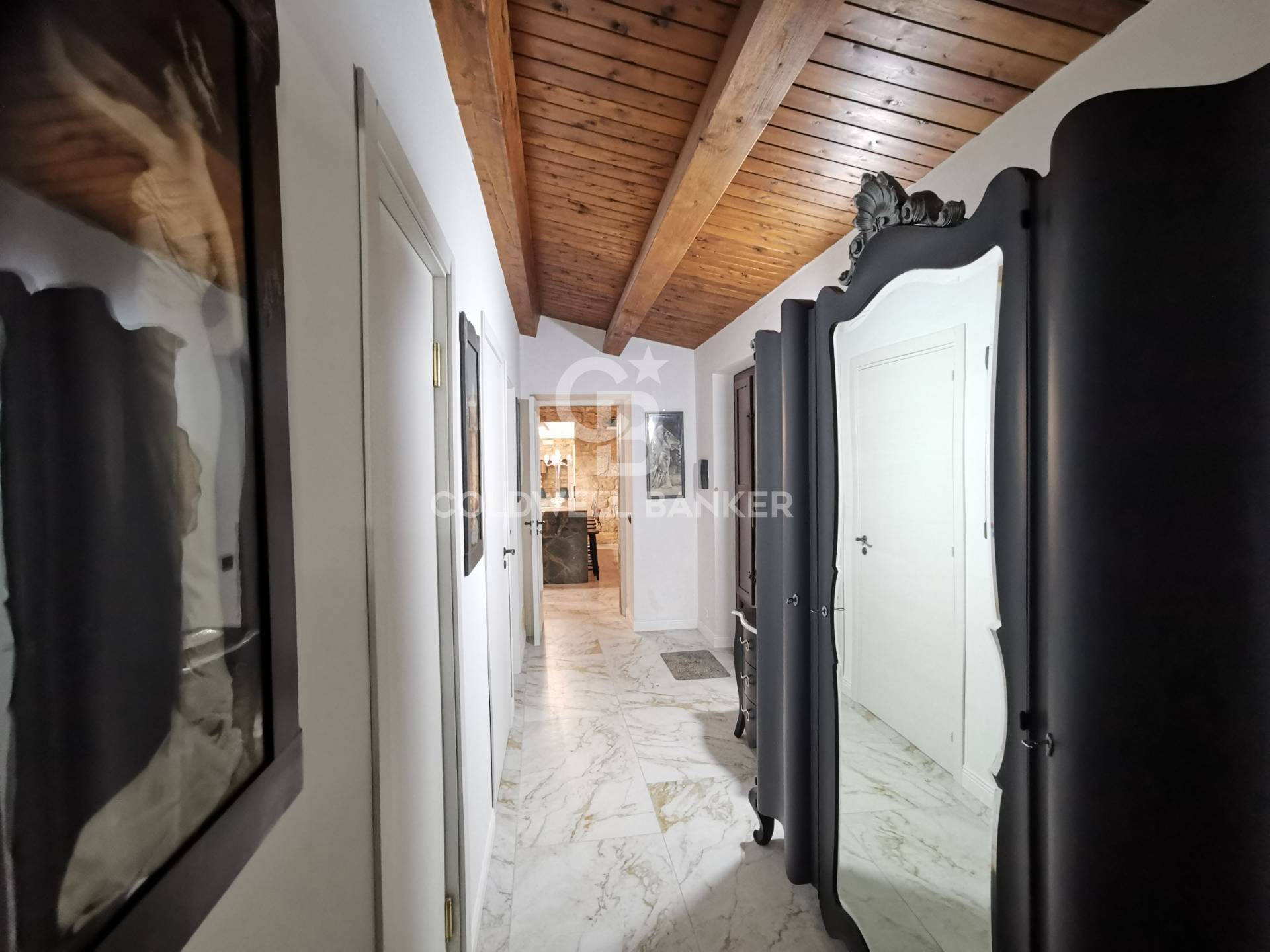 Modica, Ragusa, 97015, IT, 4 Bedrooms Bedrooms, ,6 BathroomsBathrooms,Residential,For Sale,1827626