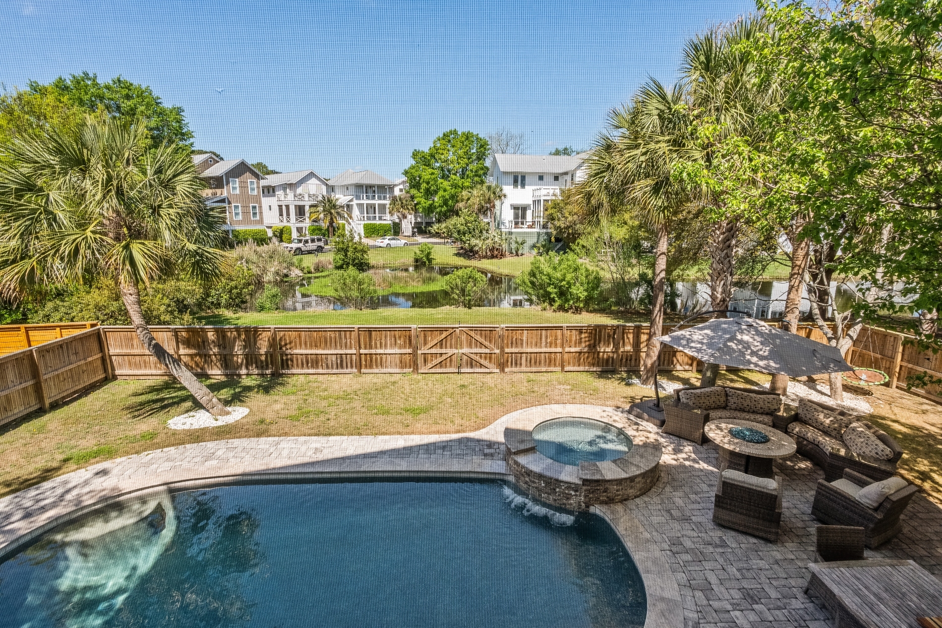  764 Post Oak Drive - 物件實景