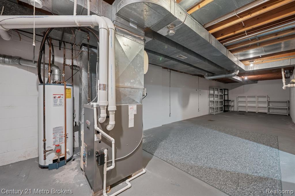 Grand Blanc, Michigan, 48439, United States, 3 Bedrooms Bedrooms, ,5 BathroomsBathrooms,Residential,For Sale,1986103