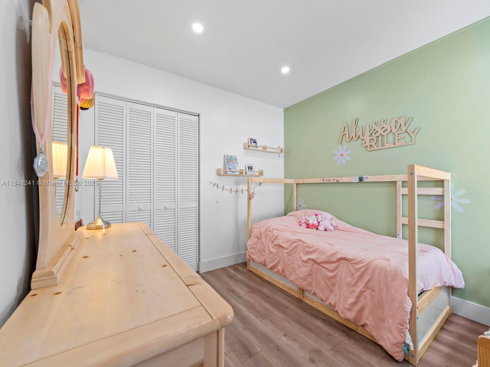 Miami, Florida, 33177, United States, 4 Bedrooms Bedrooms, ,2 BathroomsBathrooms,Residential,For Sale,1903424