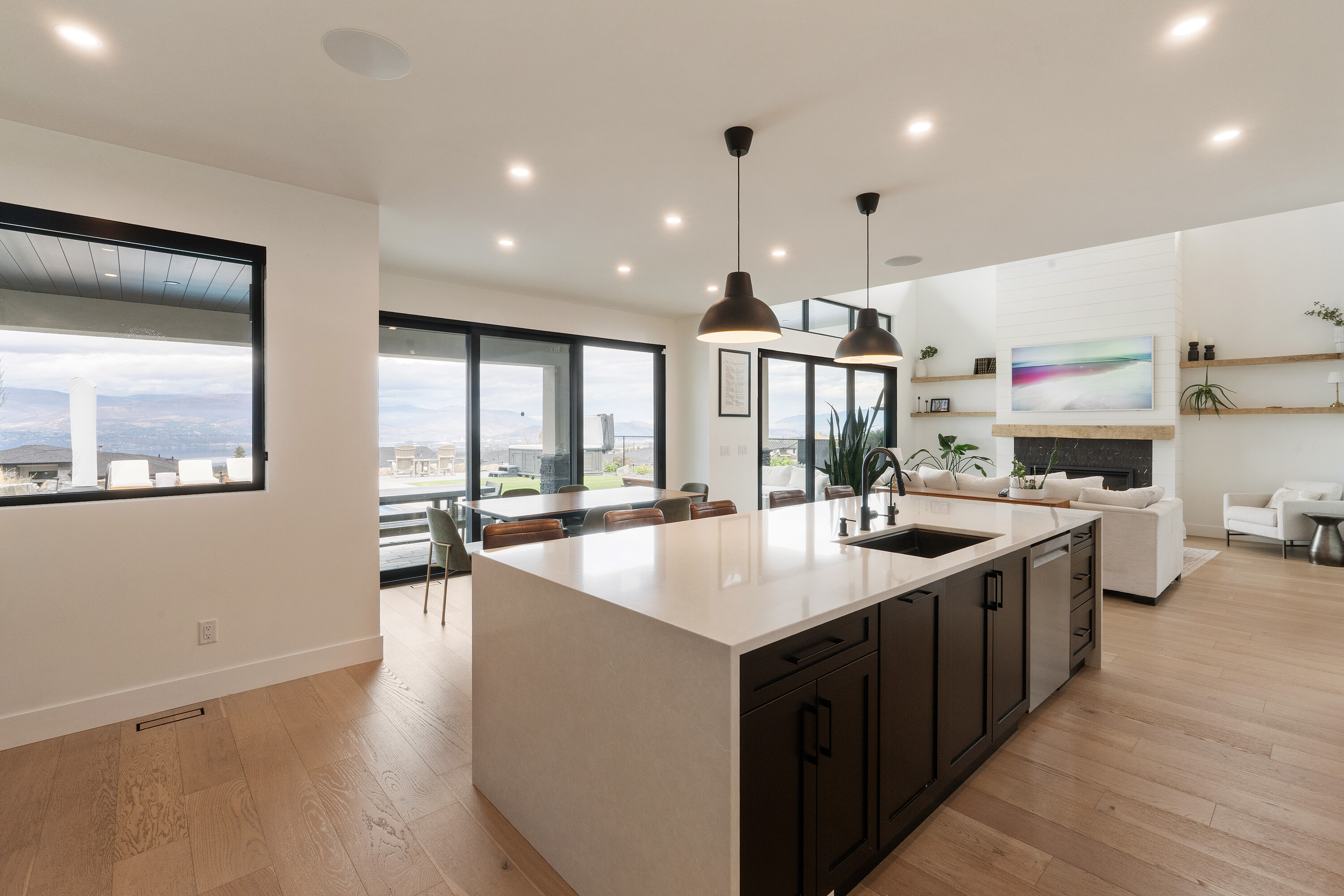  Large Family Home - 物件實景