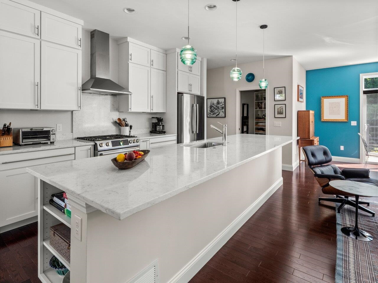 Burlington, Vermont, 05401, United States, 2 Bedrooms Bedrooms, ,2 BathroomsBathrooms,Residential,For Sale,1927206