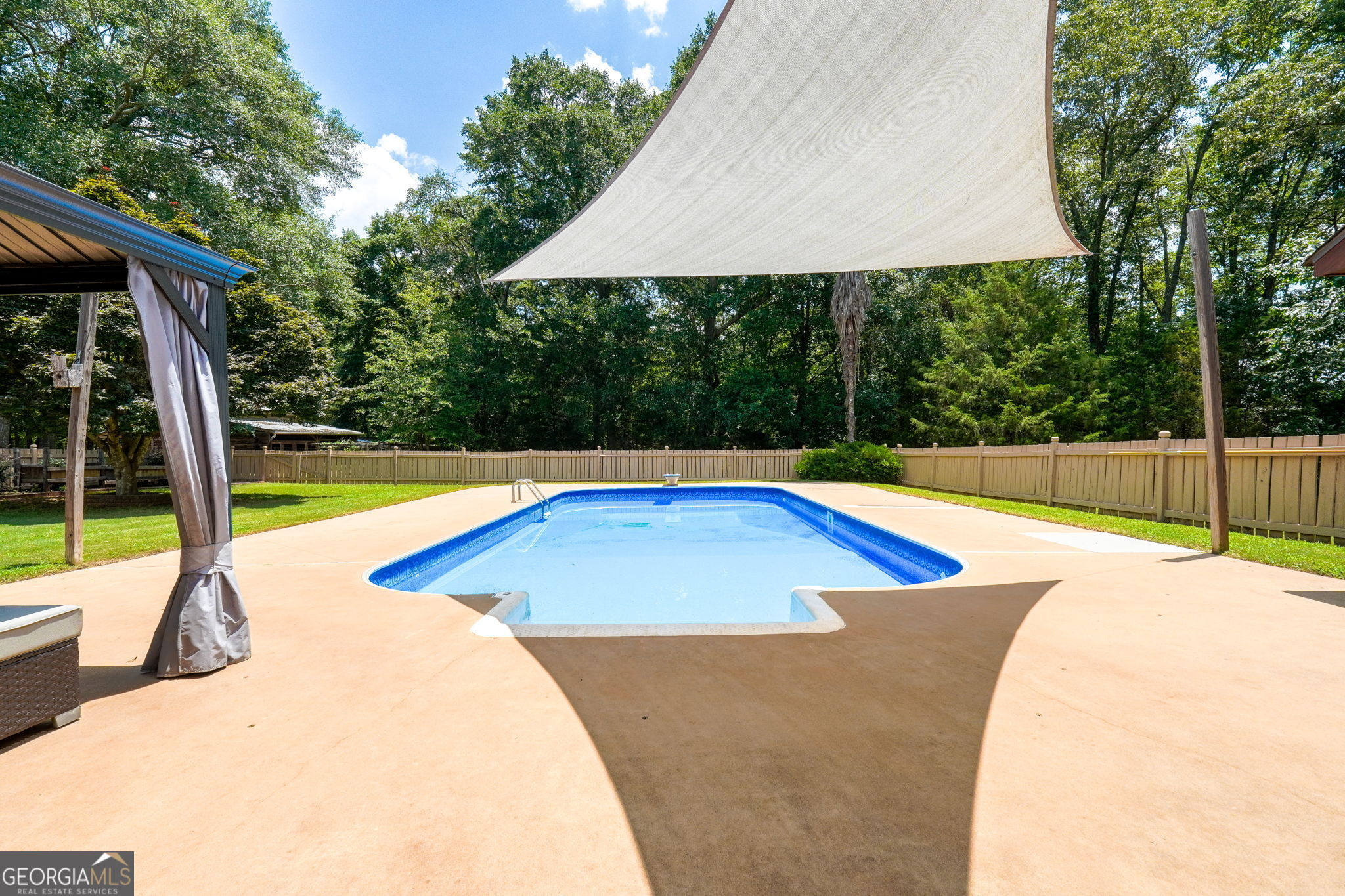 Thomaston, Georgia, 30286, United States, 4 Bedrooms Bedrooms, ,3 BathroomsBathrooms,Residential,For Sale,1952016