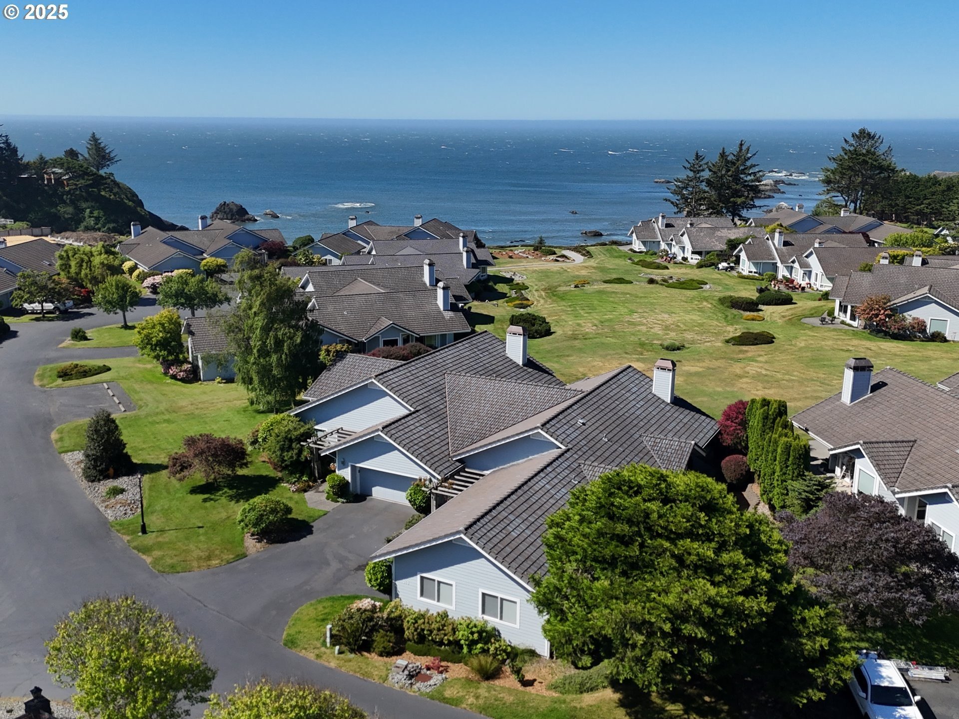Brookings, Oregon, 97415, United States, 3 Bedrooms Bedrooms, ,2 BathroomsBathrooms,Residential,For Sale,1977623
