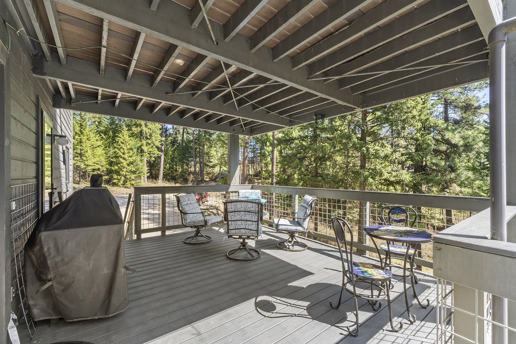  Cougar Estate Acreage - 物件實景