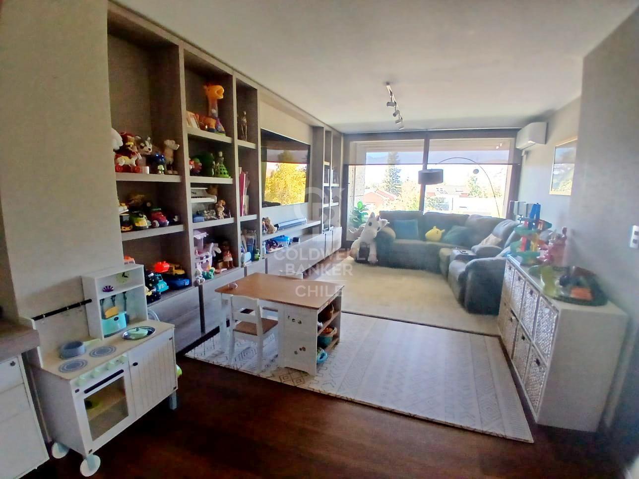 Lo Barnechea, Chile, 3 Bedrooms Bedrooms, ,5 BathroomsBathrooms,Residential,For Sale,1746067