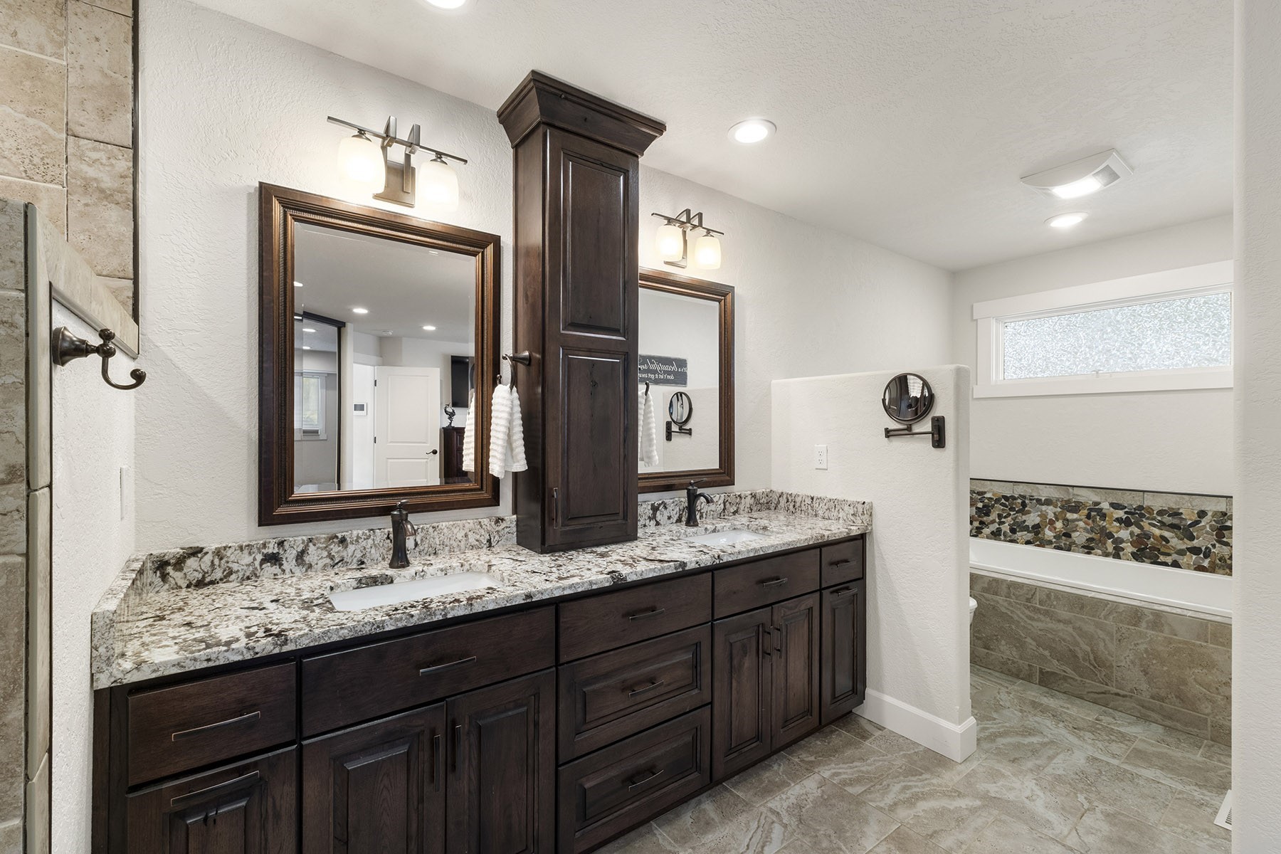  Spokane Riverfront Oasis - 物件實景