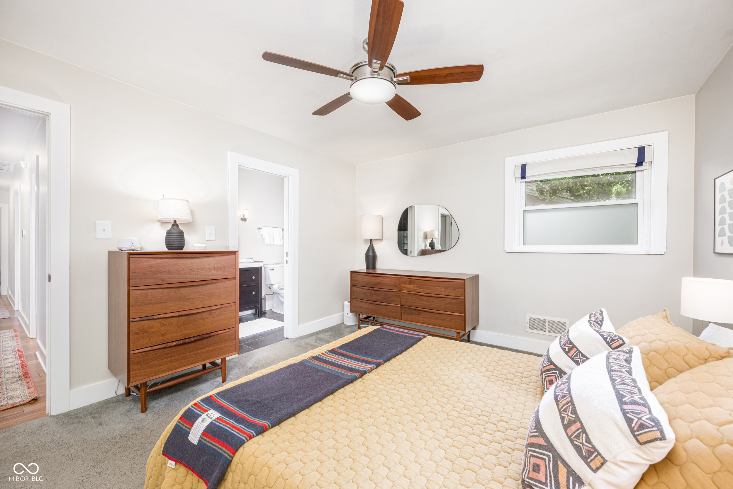 Indianapolis, Indiana, 46220, United States, 3 Bedrooms Bedrooms, ,2 BathroomsBathrooms,Residential,For Sale,1915181