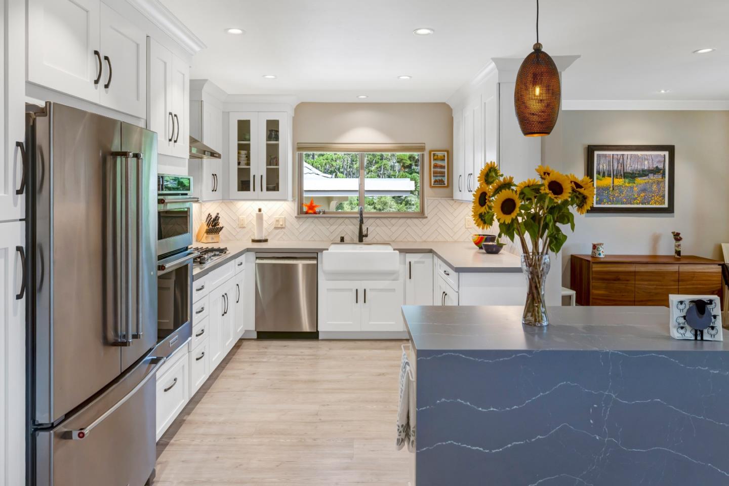 Monterey, California, 93940, United States, 3 Bedrooms Bedrooms, ,3 BathroomsBathrooms,Residential,For Sale,1947975