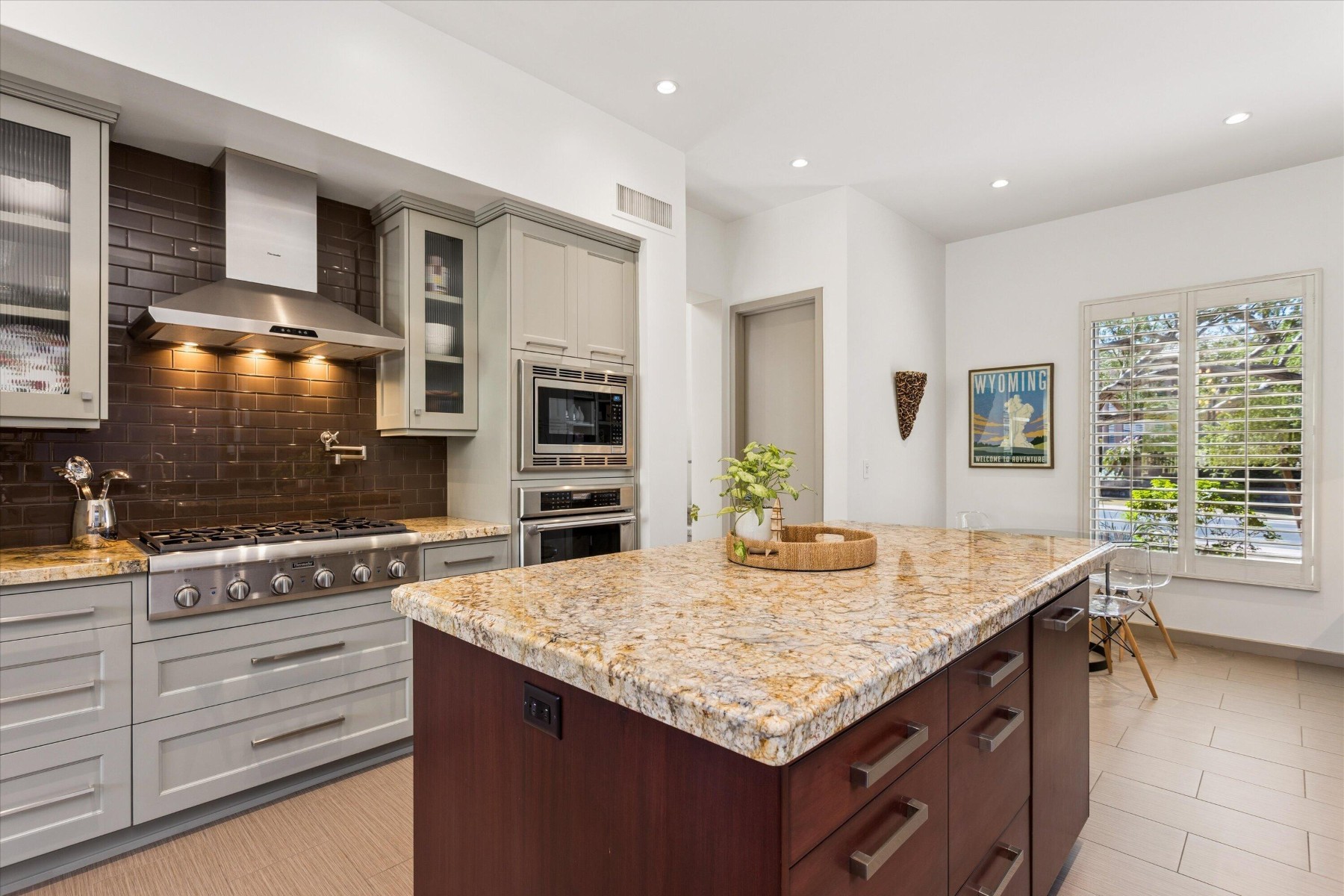  3018 E Sierra Vista Drive¦Phoenix, AZ - 物件實景