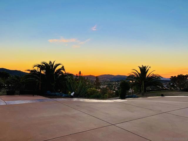 Lakeside, California, 92040, United States, 4 Bedrooms Bedrooms, ,4 BathroomsBathrooms,Residential,For Sale,1828721