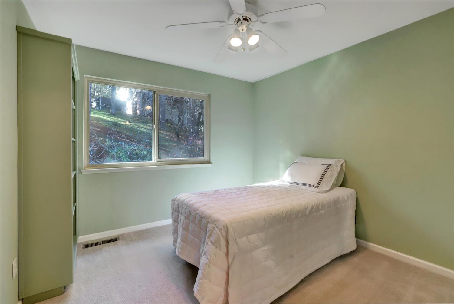 Penn Valley, California, 95946, United States, 3 Bedrooms Bedrooms, ,3 BathroomsBathrooms,Residential,For Sale,2000510