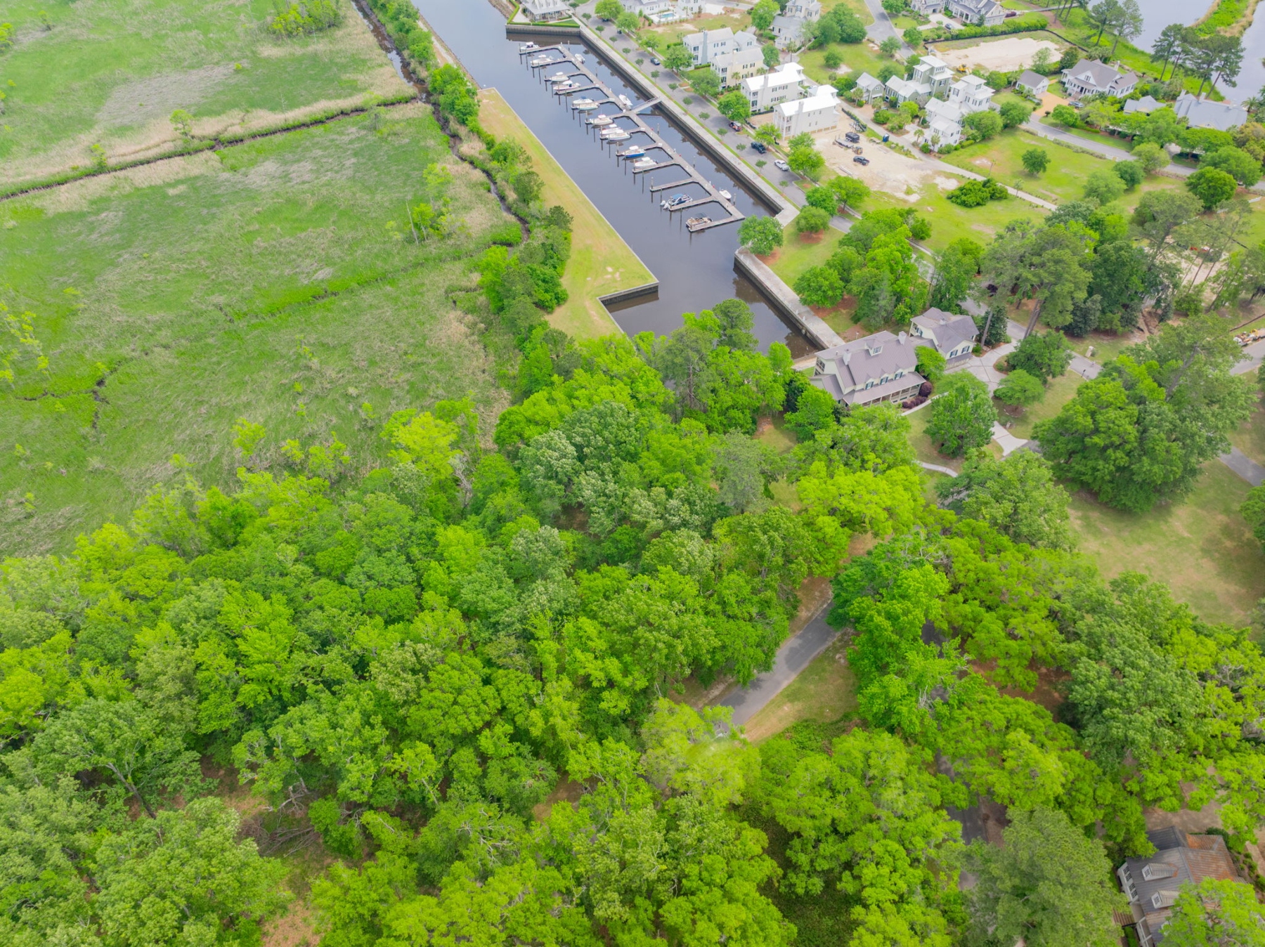  800 Silk Hope Drive, Richmond Hill - 物件實景