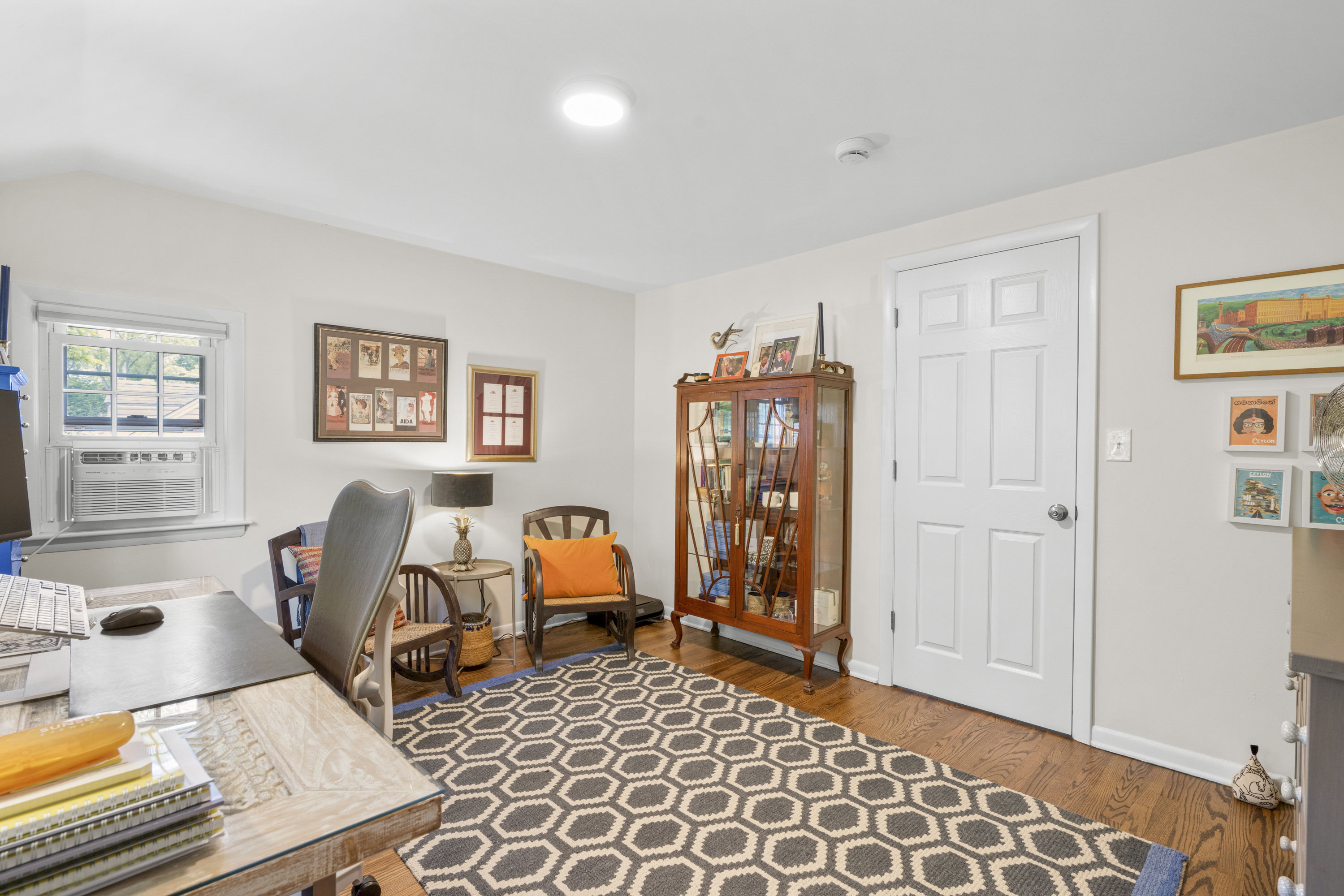  Charming Rye Neck Colonial - 物件實景