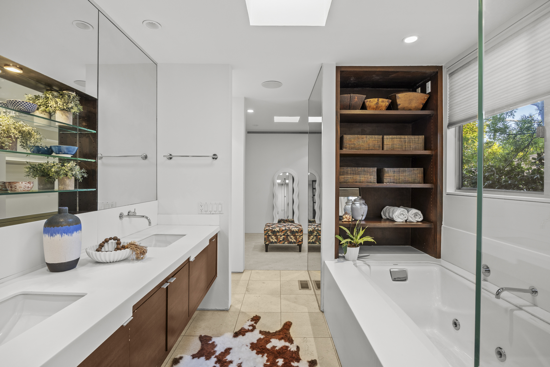  3851 Beverly Ridge Dr - 物件實景