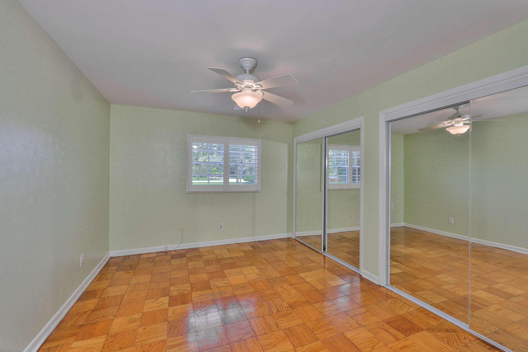 Dover, Florida, 33527, United States, 3 Bedrooms Bedrooms, ,2 BathroomsBathrooms,Residential,For Sale,1983531