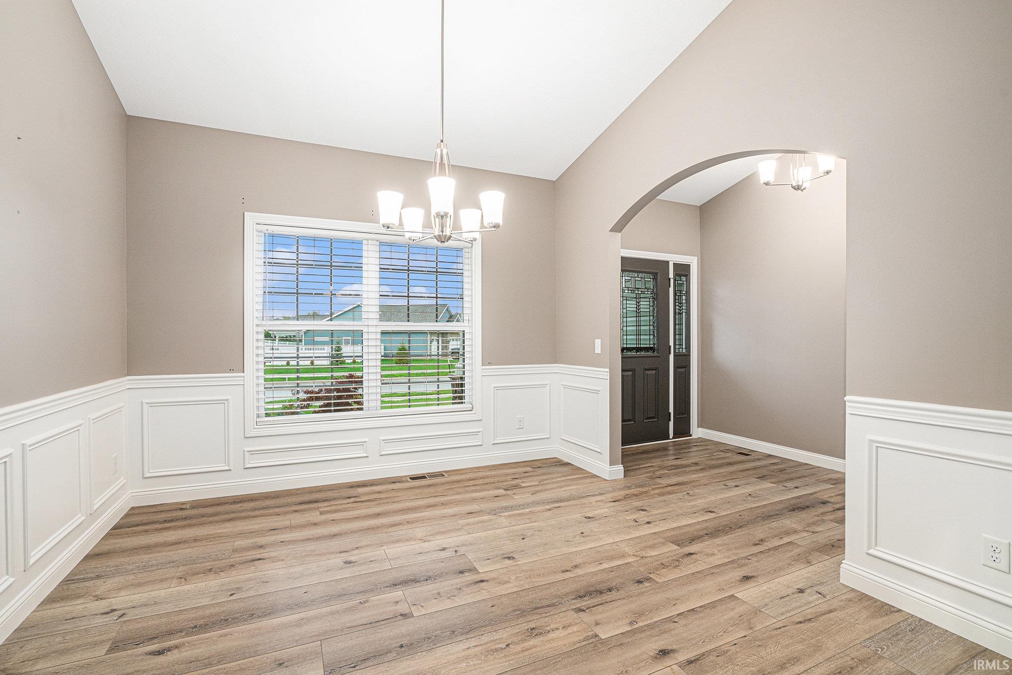Fort Wayne, Indiana, 46818, United States, 5 Bedrooms Bedrooms, ,5 BathroomsBathrooms,Residential,For Sale,1916287