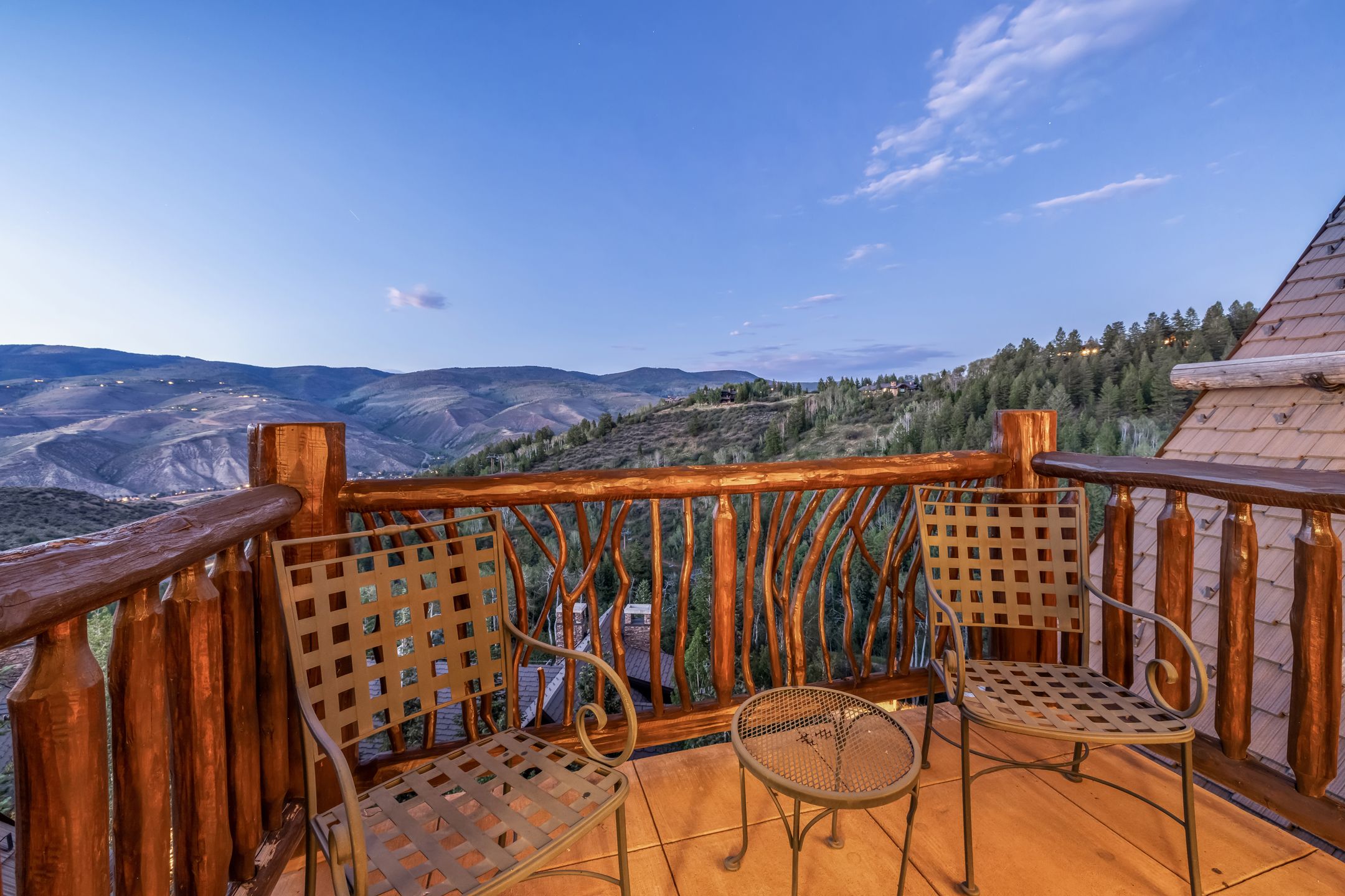  This Extraordinary Penthouse is a Legacy Mountain Residence - 物件實景