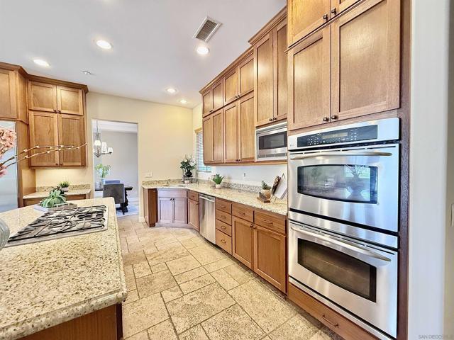 Lakeside, California, 92040, United States, 4 Bedrooms Bedrooms, ,4 BathroomsBathrooms,Residential,For Sale,1828721