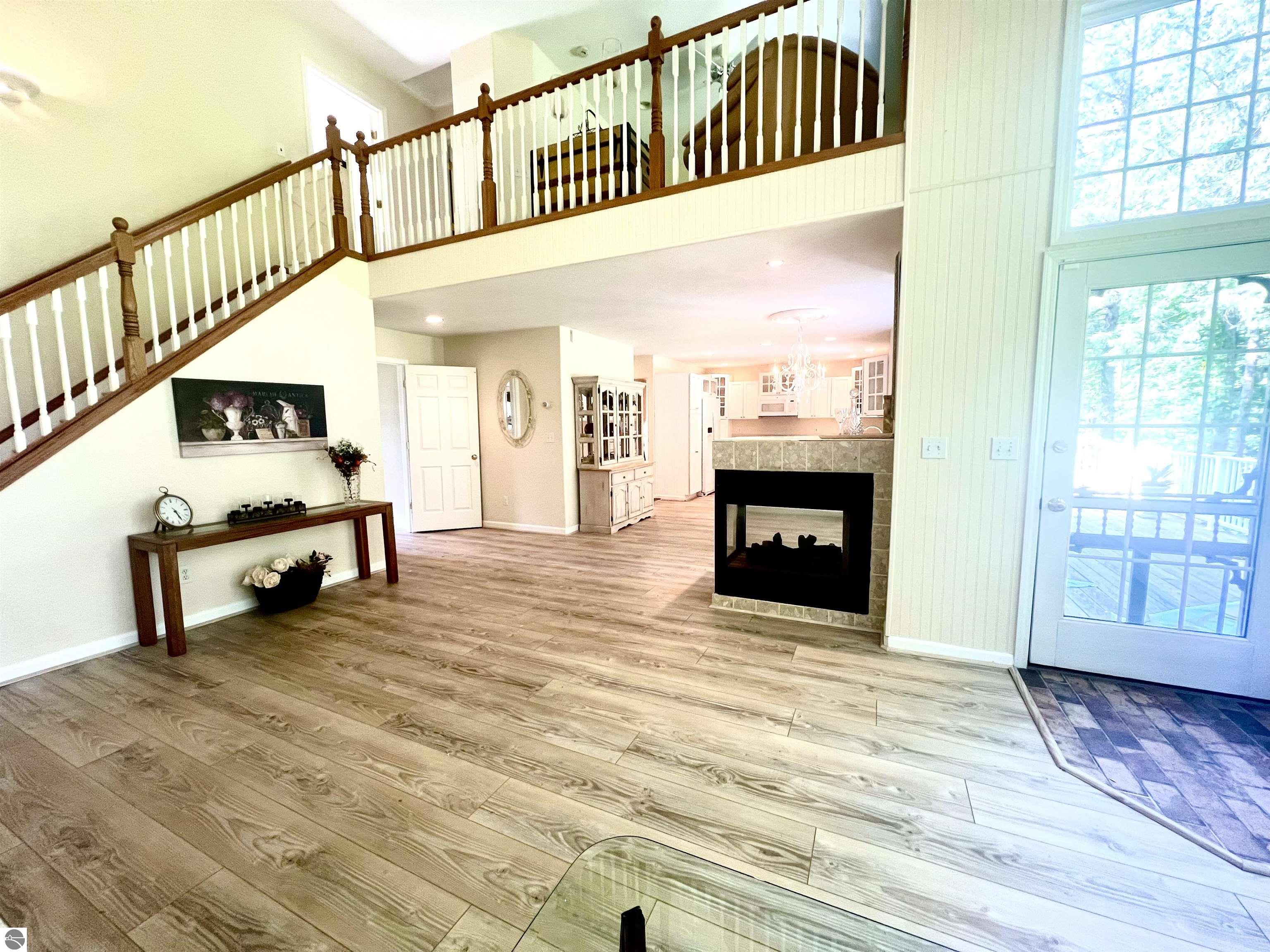 Traverse City, Michigan, 49686, United States, 4 Bedrooms Bedrooms, ,3 BathroomsBathrooms,Residential,For Sale,1883605
