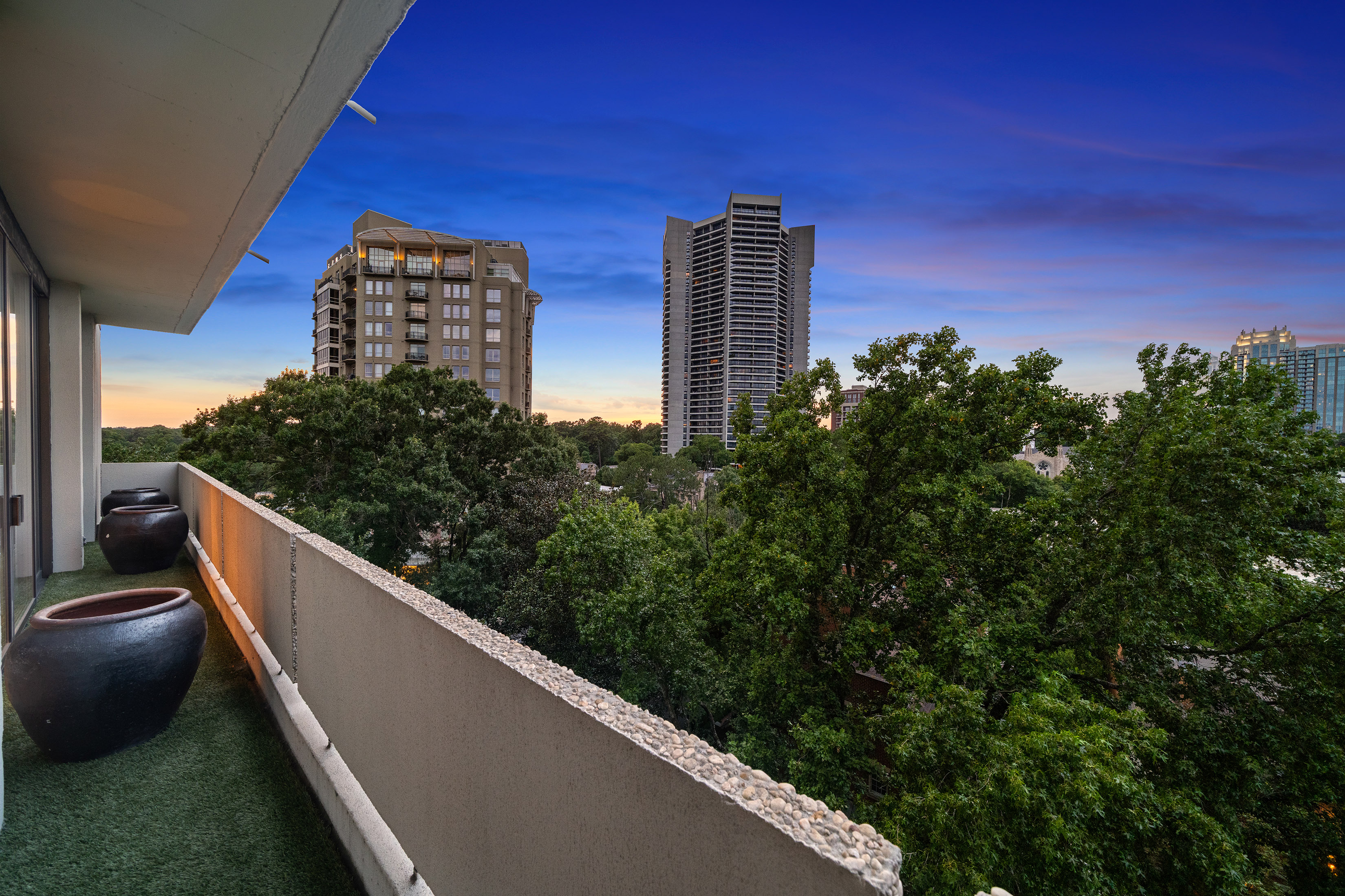  Thoughtfully Reimagined for Modern Living - 物件實景