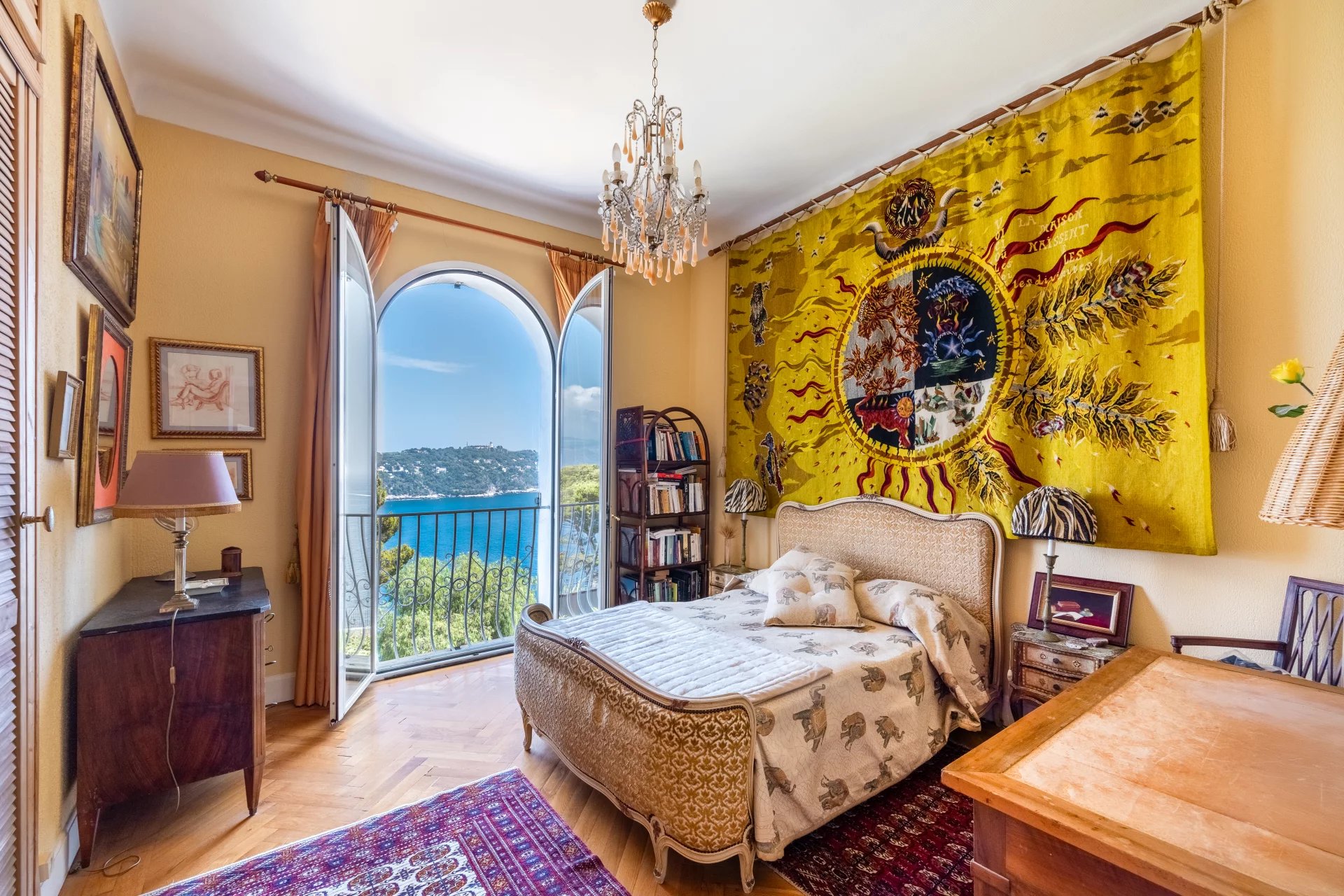 Nice, Provence-Alpes-Côte d’Azur, 06000, FR, 4 Bedrooms Bedrooms, ,4 BathroomsBathrooms,Residential,For Sale,1838302
