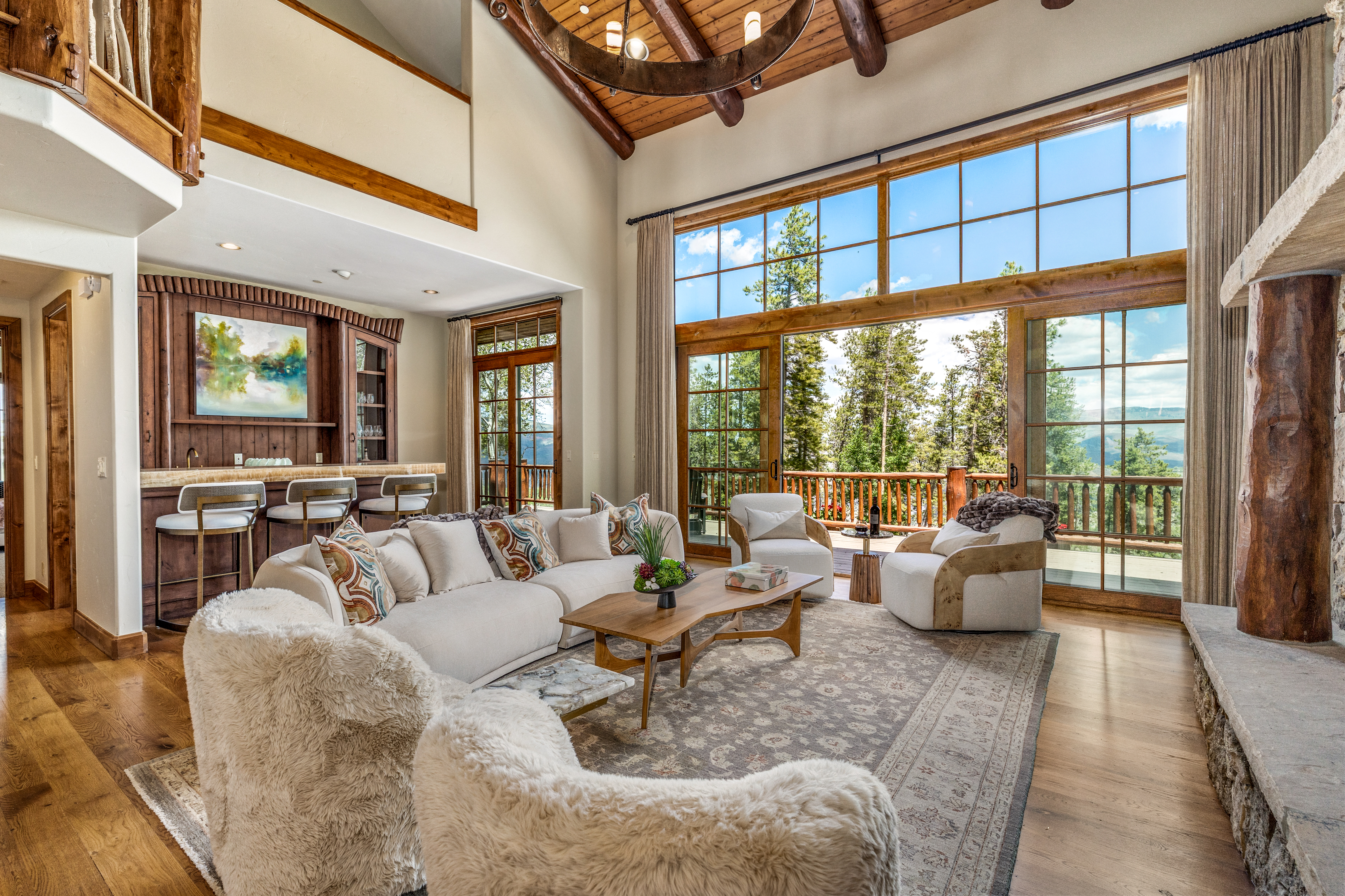  317 Elk Woods is the Kind of Mountain Estate that Earns its Setting - 物件實景