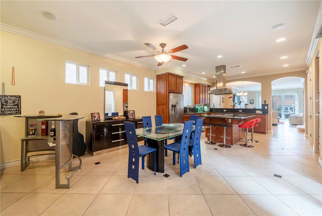 Huntington Beach, California, 92648, United States, 3 Bedrooms Bedrooms, ,4 BathroomsBathrooms,Residential,For Sale,1897780