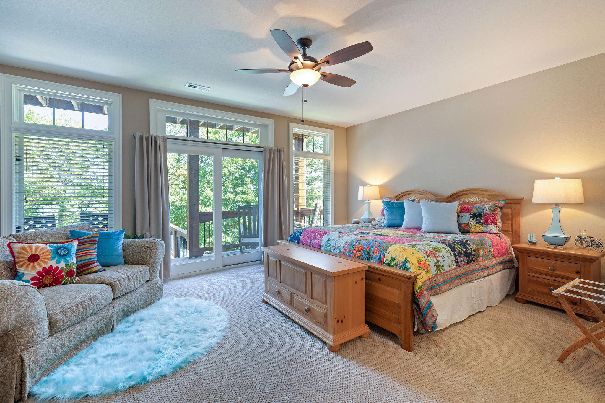 Shell Knob, Missouri, 65747, United States, 4 Bedrooms Bedrooms, ,5 BathroomsBathrooms,Residential,For Sale,1894340