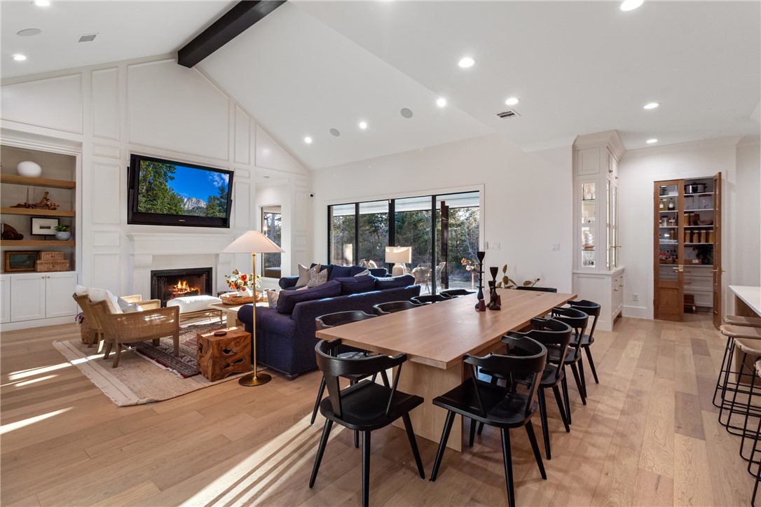 College Station, Texas, 77845, United States, 4 Bedrooms Bedrooms, ,5 BathroomsBathrooms,Residential,For Sale,1713774