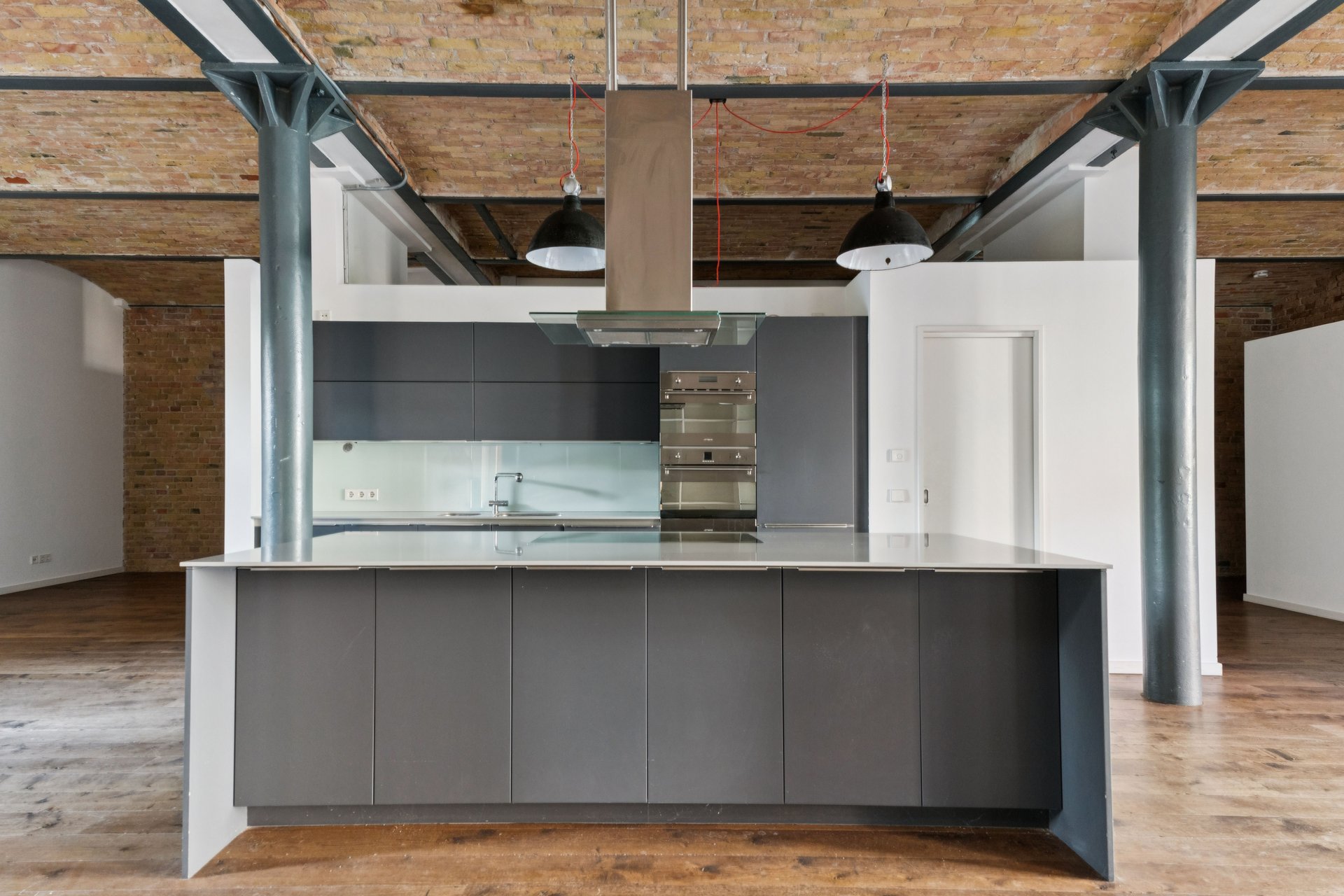  Historic Piano Factory on Mariannenplatz – Exceptional Loft Occupying an Entire - 物件實景