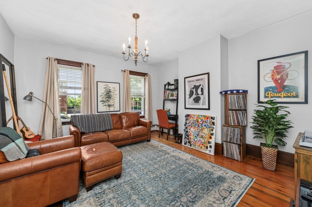 Boston, Massachusetts, 02129, United States, 4 Bedrooms Bedrooms, ,3 BathroomsBathrooms,Residential,For Sale,1933524