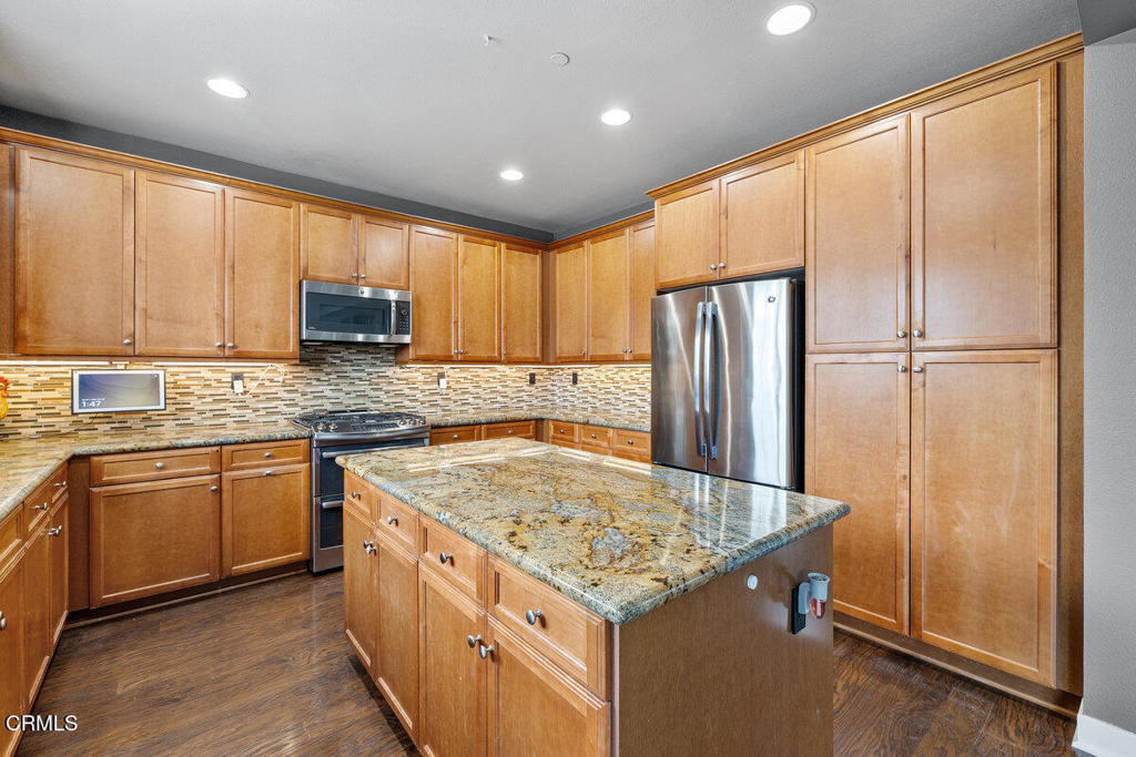 Ventura, California, 93004, United States, 4 Bedrooms Bedrooms, ,4 BathroomsBathrooms,Residential,For Sale,1834662