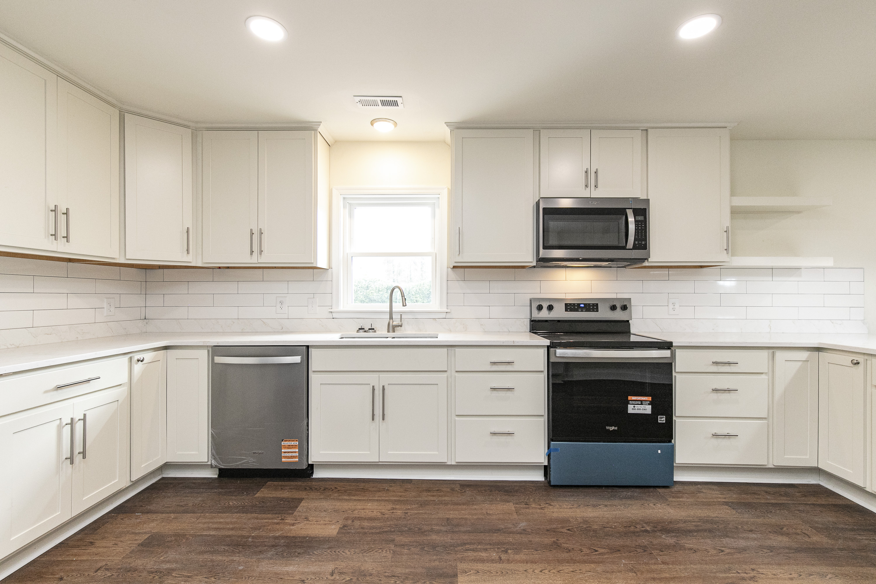 Onancock, Virginia, 23417, United States, 4 Bedrooms Bedrooms, ,3 BathroomsBathrooms,Residential,For Sale,1995976