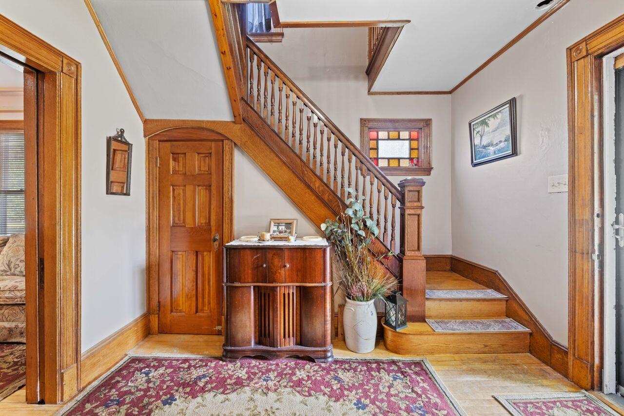 Standish, Maine, 04091, United States, 6 Bedrooms Bedrooms, ,3 BathroomsBathrooms,Residential,For Sale,1925370