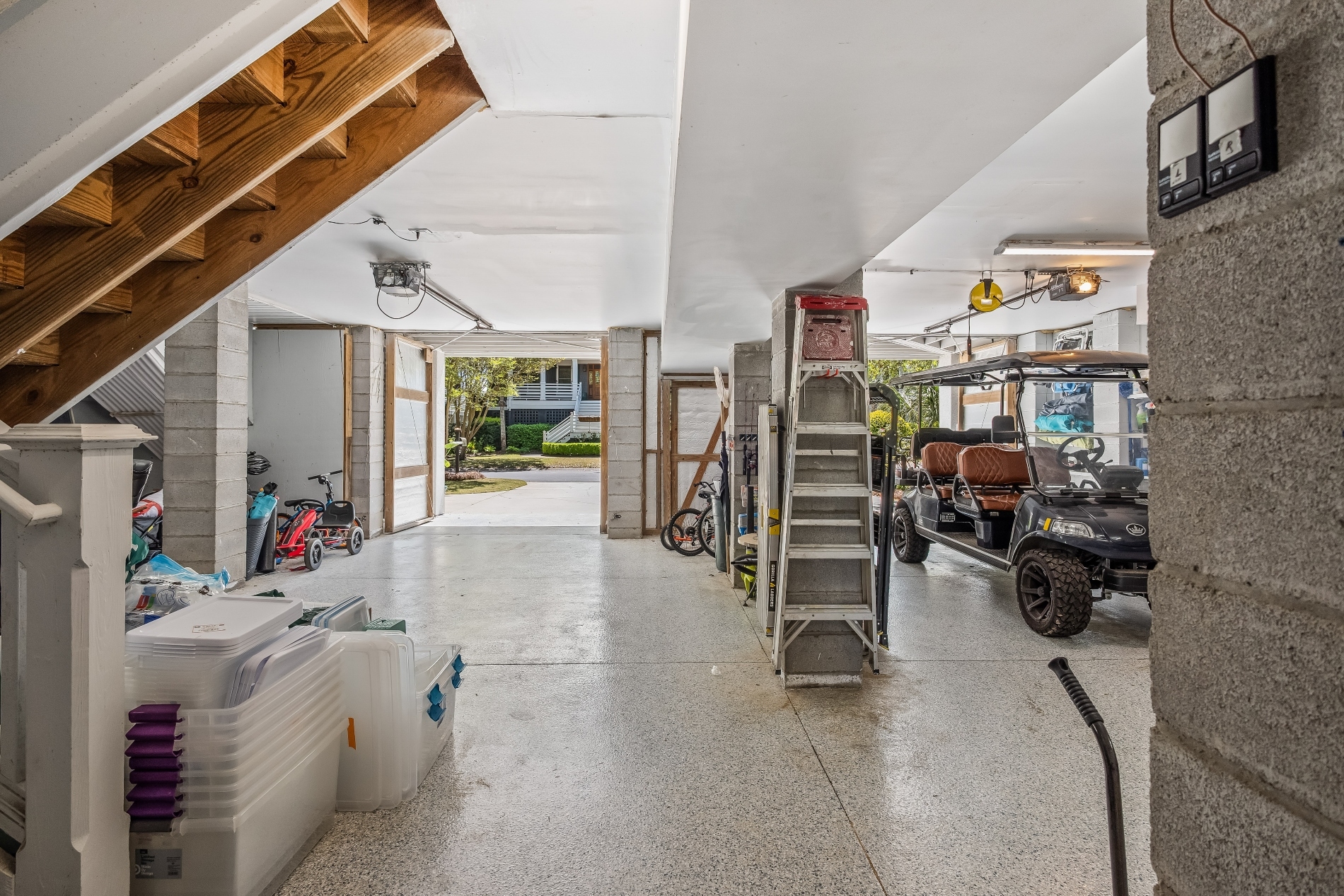  764 Post Oak Drive - 物件實景