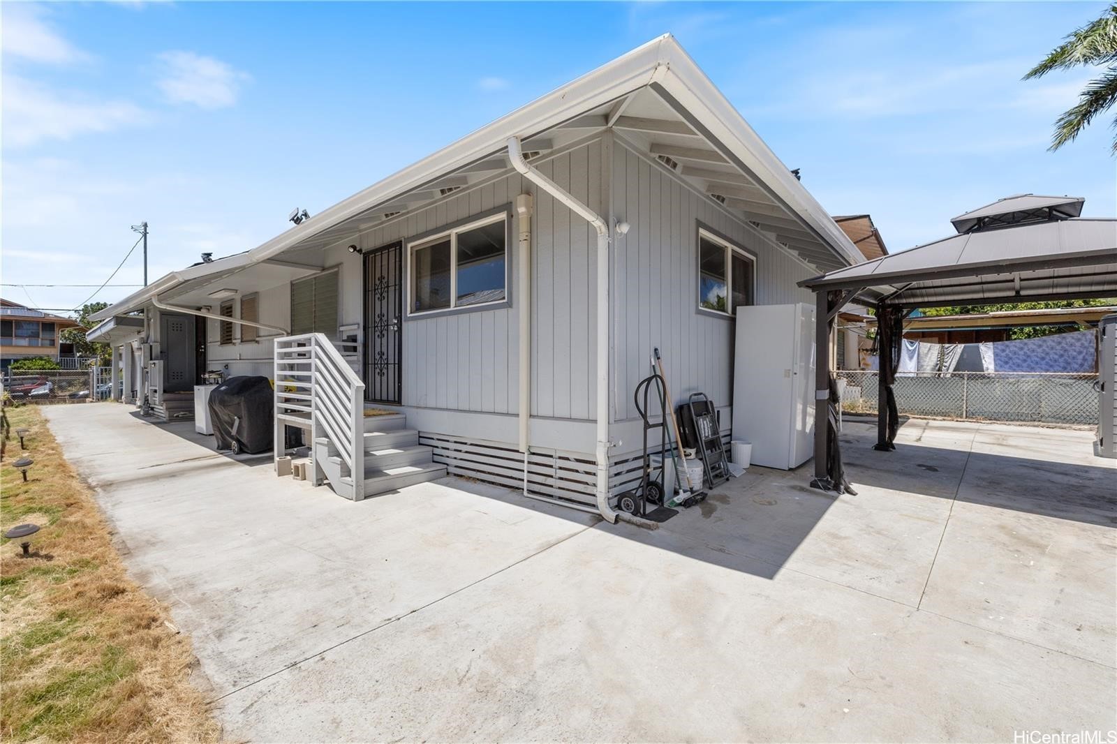 Honolulu, Hawaii, 96817, United States, 3 Bedrooms Bedrooms, ,2 BathroomsBathrooms,Residential,For Sale,1986474