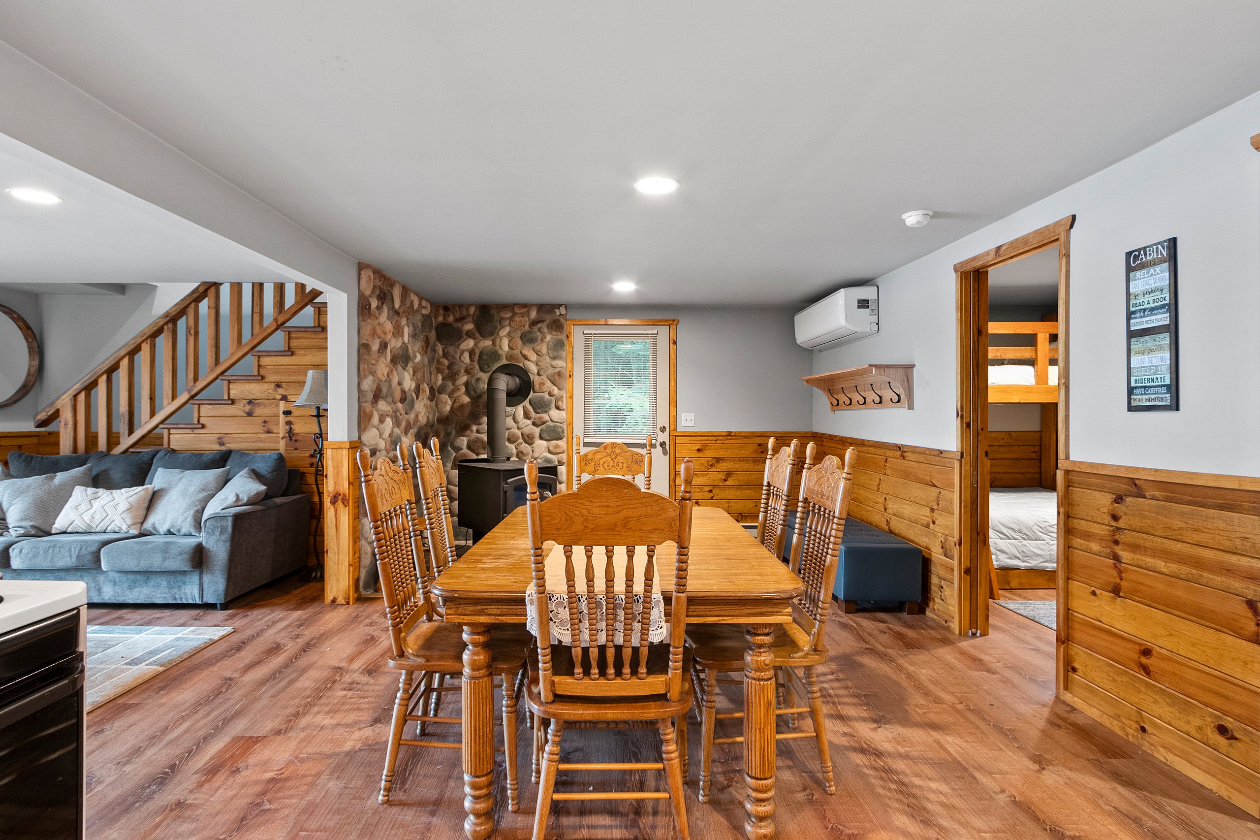 Lakewood, Wisconsin, 54138, United States, 3 Bedrooms Bedrooms, ,1 BathroomBathrooms,Residential,For Sale,1948310