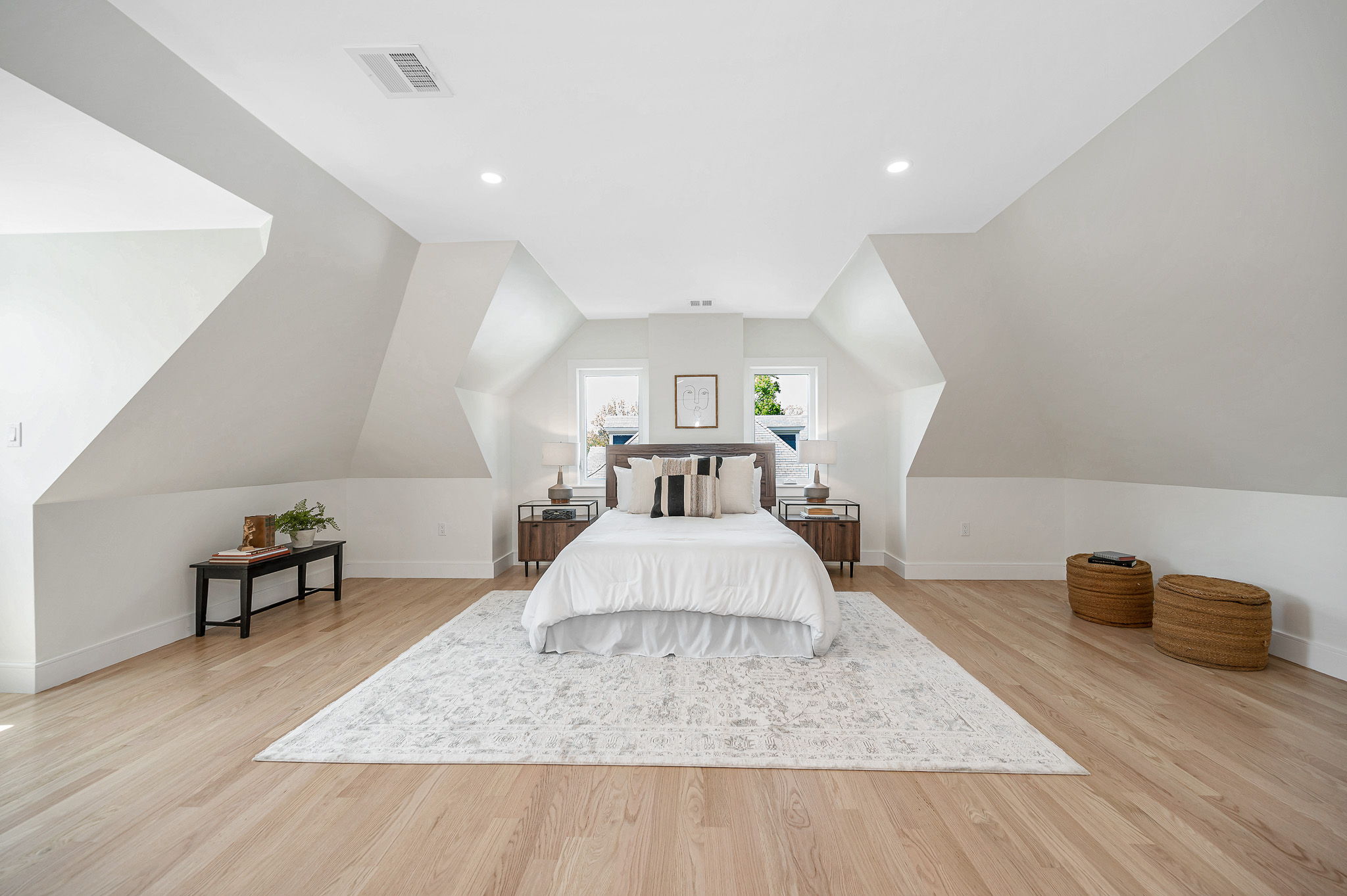 Wakefield, Massachusetts, 01880, United States, 3 Bedrooms Bedrooms, ,3 BathroomsBathrooms,Residential,For Sale,1974087