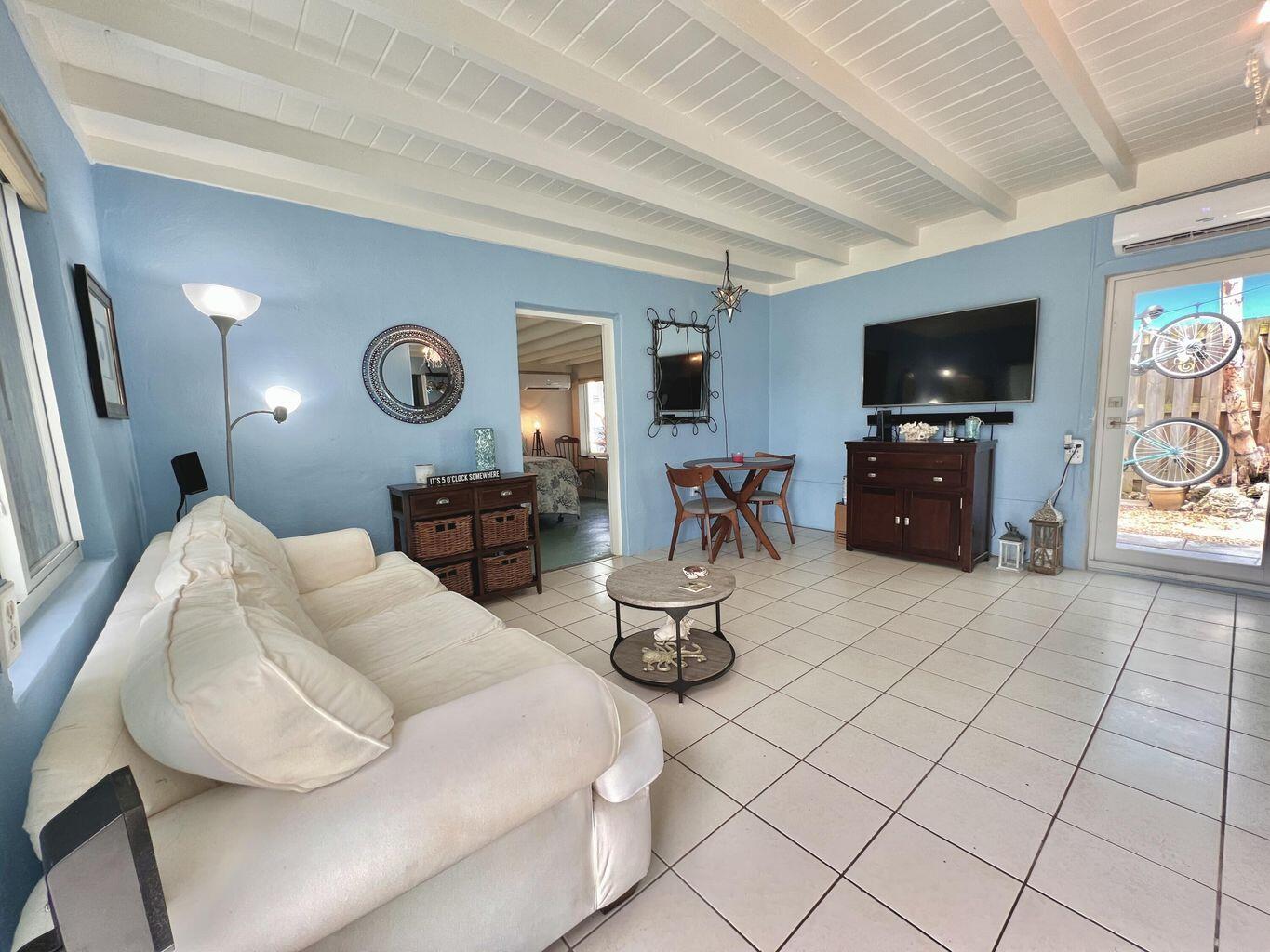 KEY LARGO, Florida, 33037, United States, 1 Bedroom Bedrooms, ,1 BathroomBathrooms,Residential,For Sale,1827867
