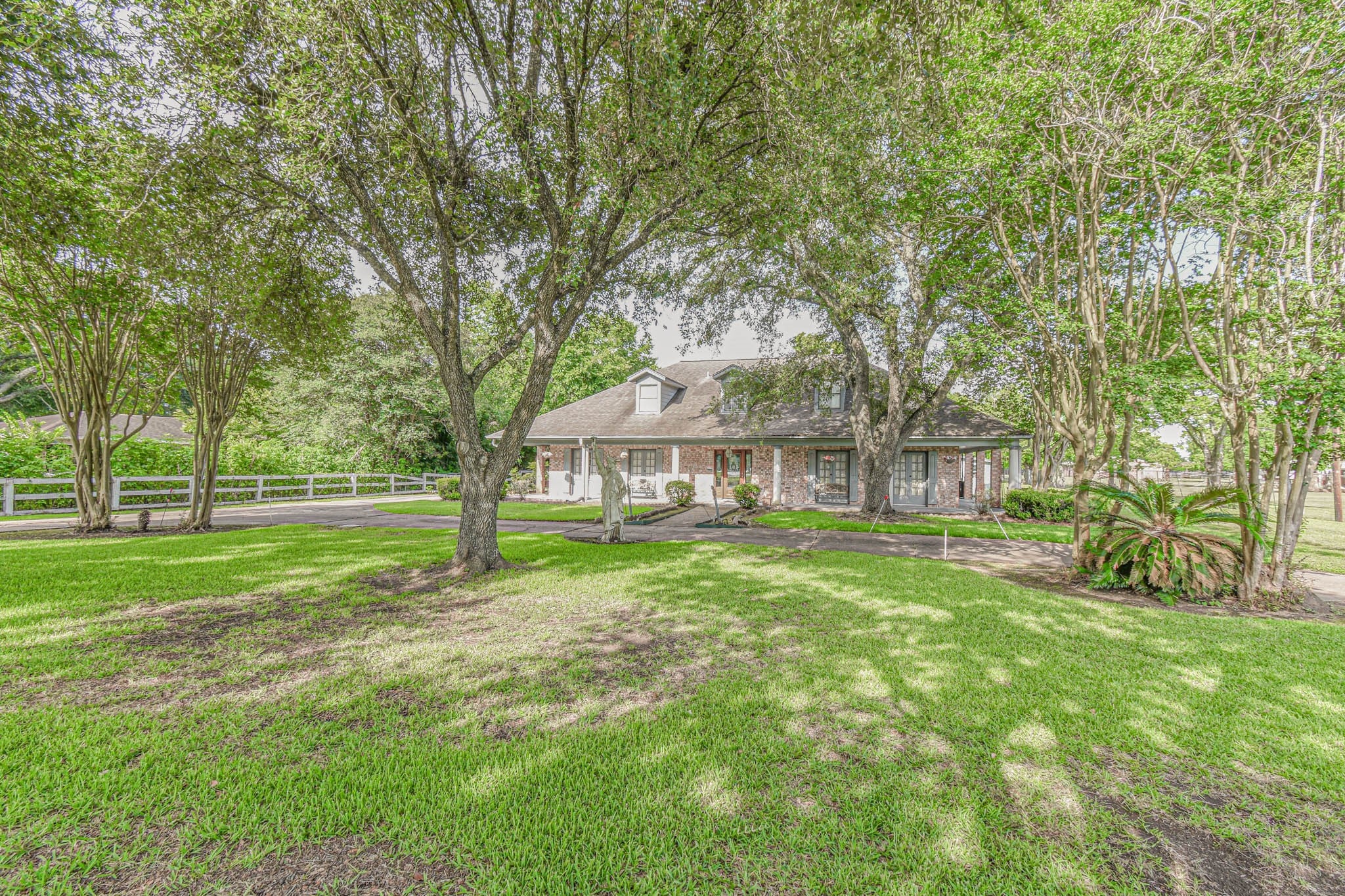 Allen Genoa Rd, Pasadena, TX 77504