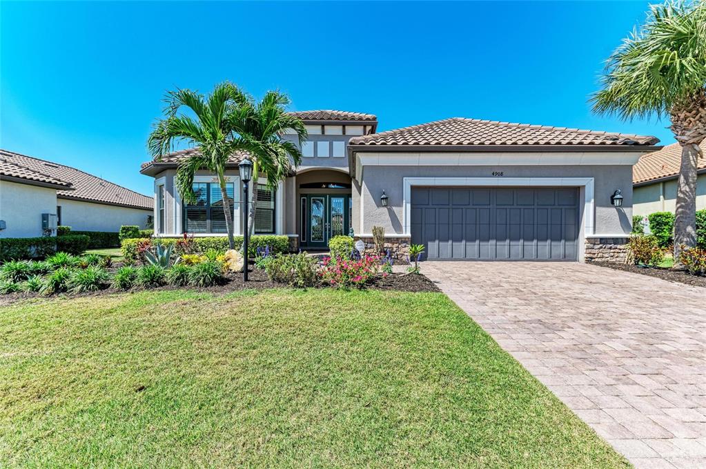 Bradenton, Florida, 34211, United States, 3 Bedrooms Bedrooms, ,3 BathroomsBathrooms,Residential,For Sale,1784146