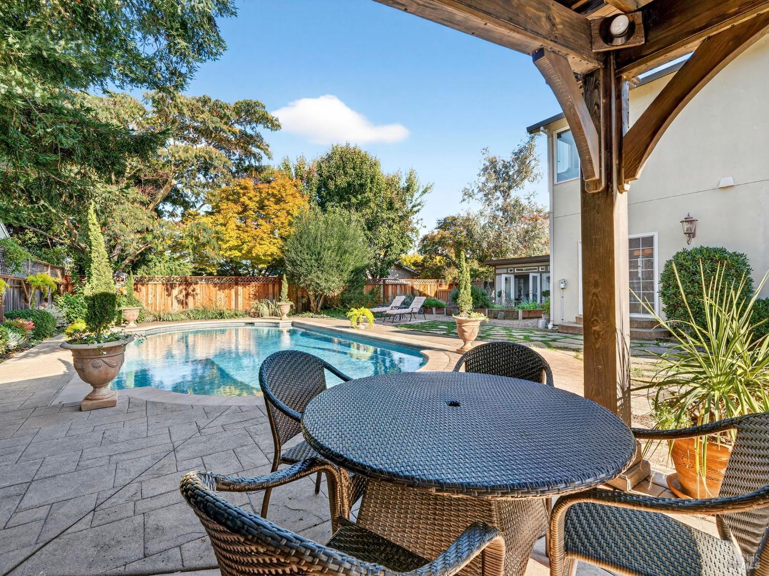 Napa, California, 94558, United States, 4 Bedrooms Bedrooms, ,3 BathroomsBathrooms,Residential,For Sale,1987902