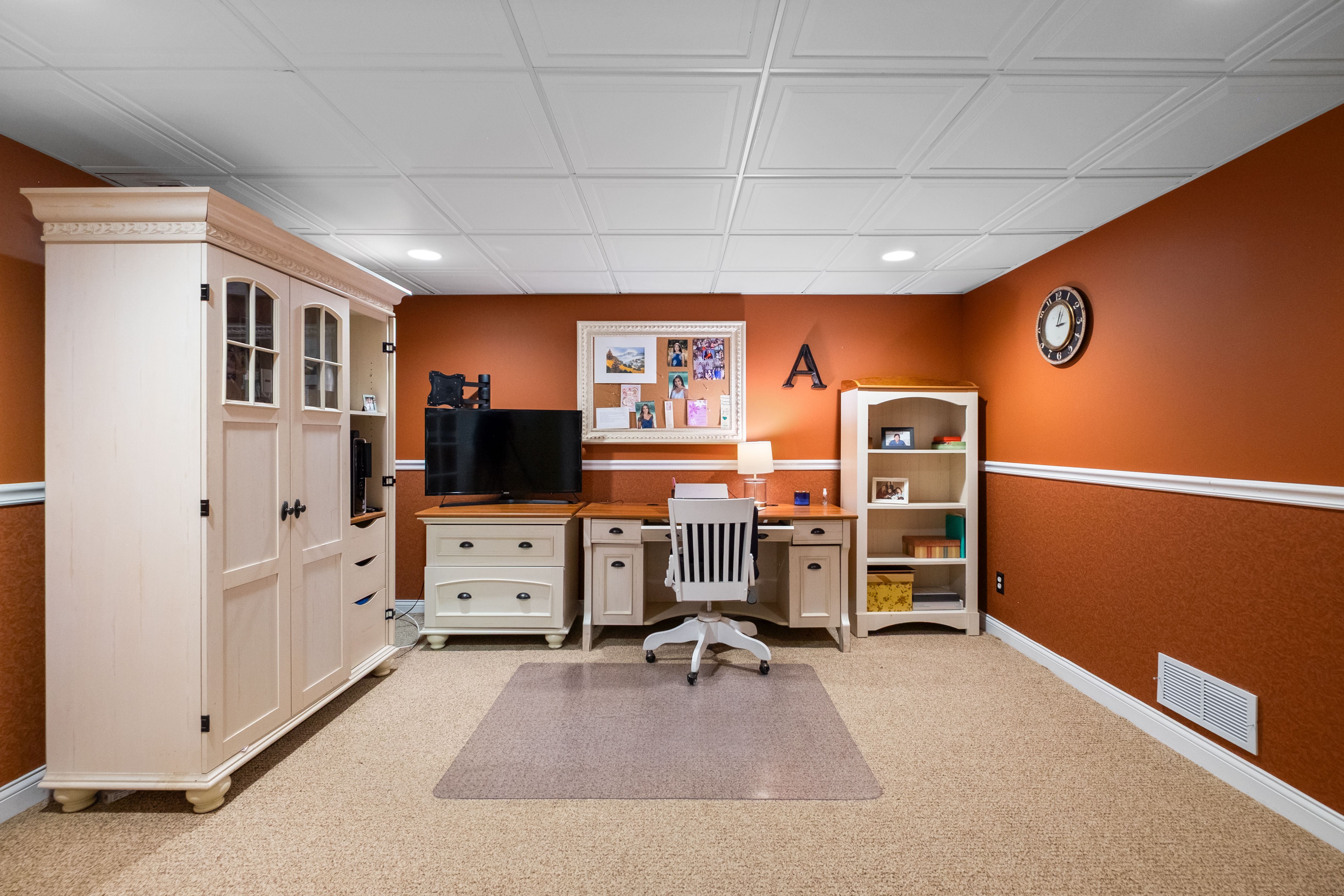  Welcome to this highly sought after home in Carberry Place l - 物件實景