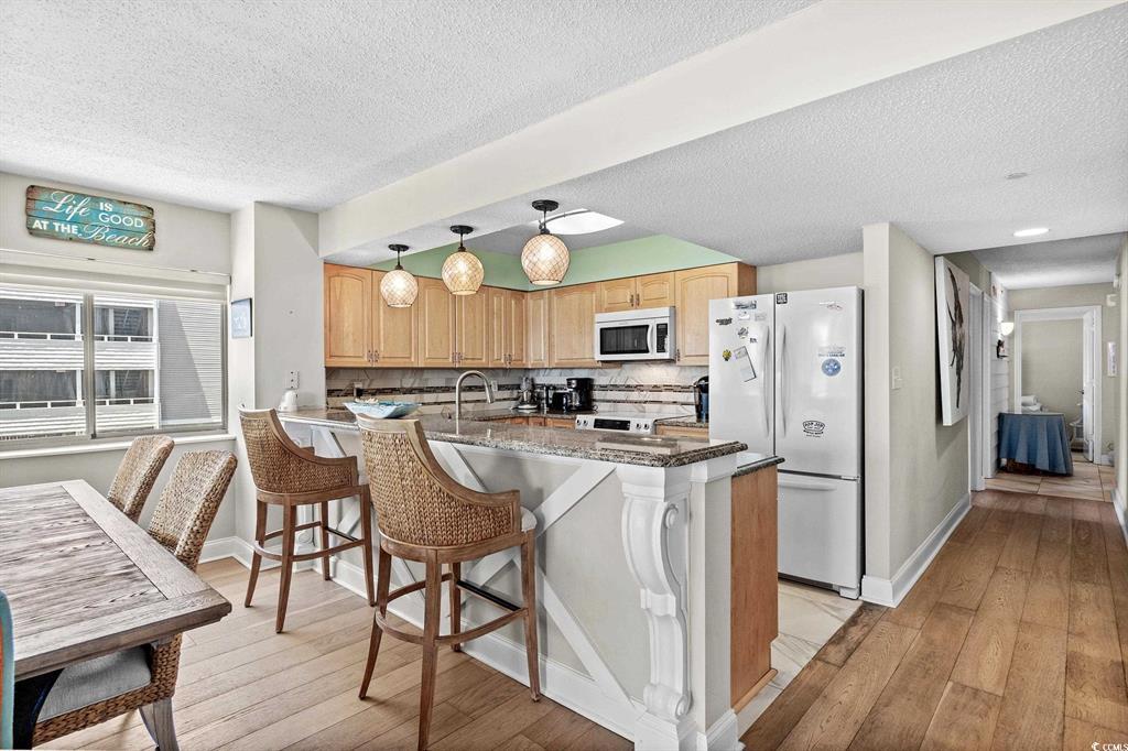 North Myrtle Beach, South Carolina, 29585, United States, 4 Bedrooms Bedrooms, ,3 BathroomsBathrooms,Residential,For Sale,1937030