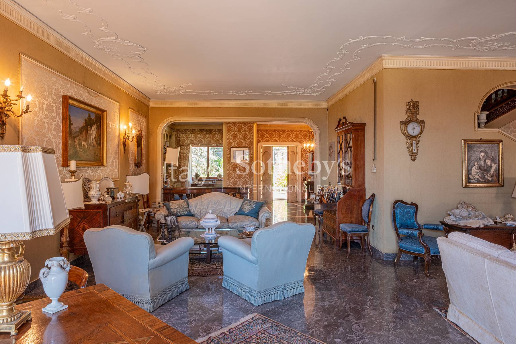  Impressive villa in the prestigious via Giovenale - 物件實景