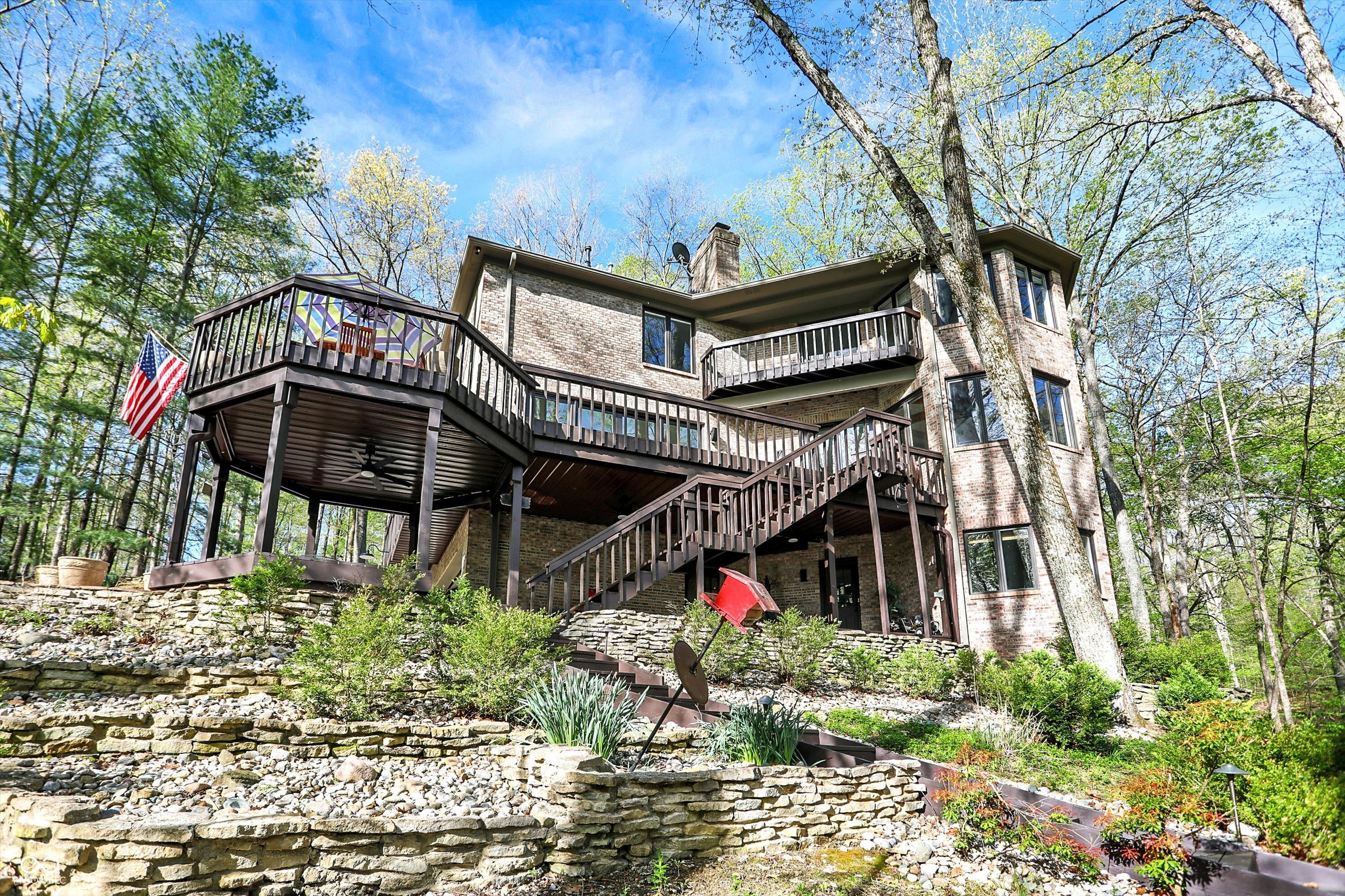 Trafalgar, Indiana, 46181, United States, 4 Bedrooms Bedrooms, ,4 BathroomsBathrooms,Residential,For Sale,1981773