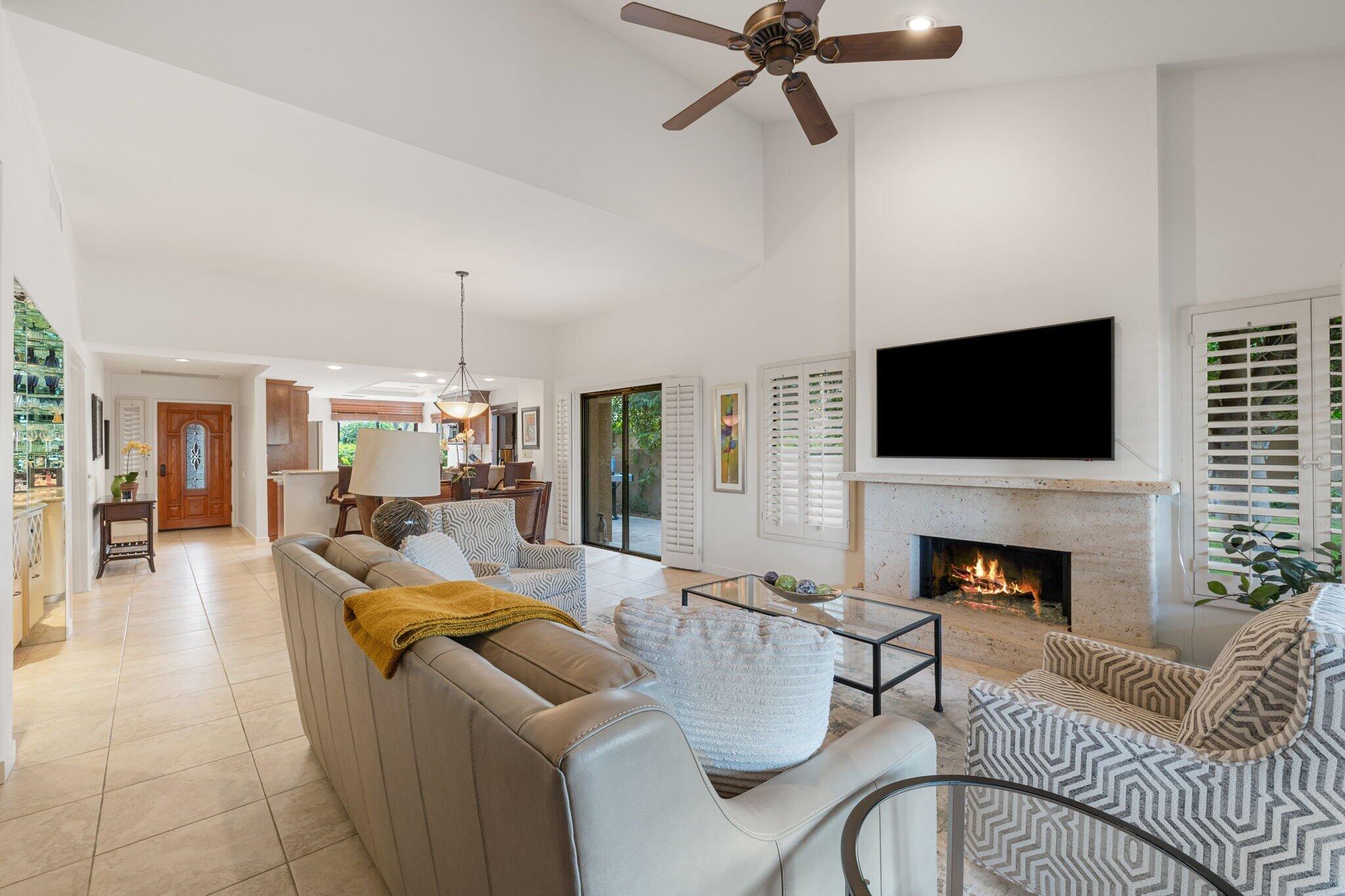 Palm Desert, California, 92260, United States, 2 Bedrooms Bedrooms, ,2 BathroomsBathrooms,Residential,For Sale,1987957