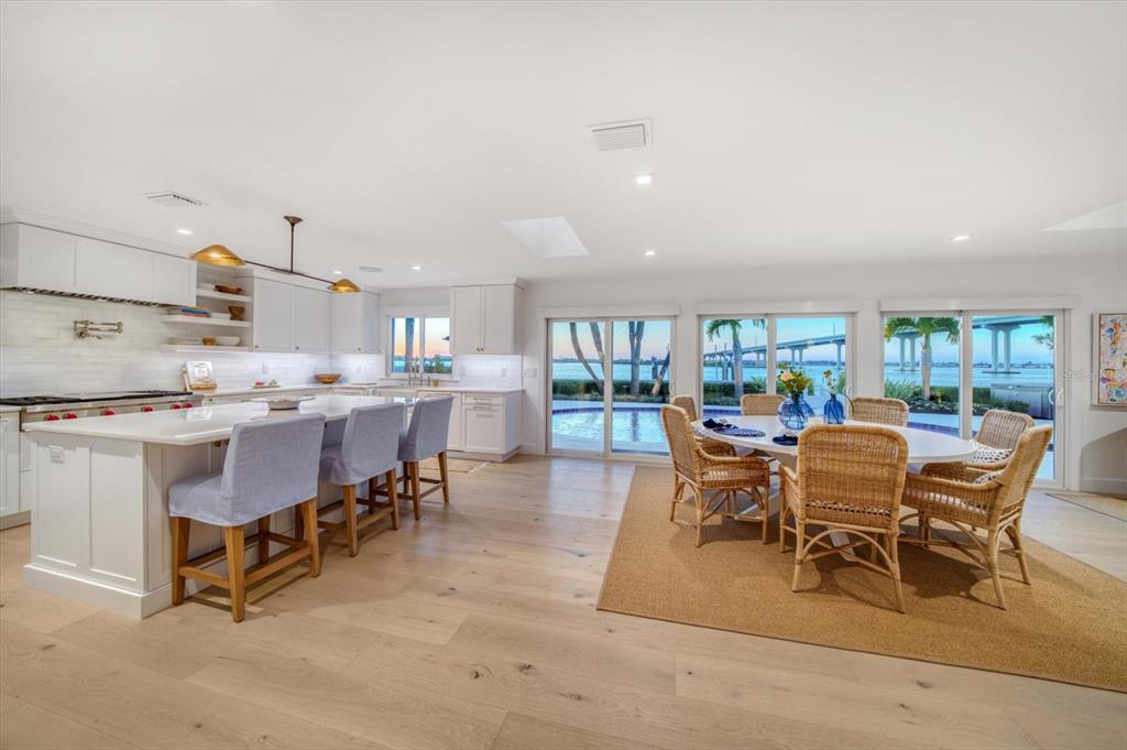 Largo, Florida, 33770, United States, 3 Bedrooms Bedrooms, ,4 BathroomsBathrooms,Residential,For Sale,1989168